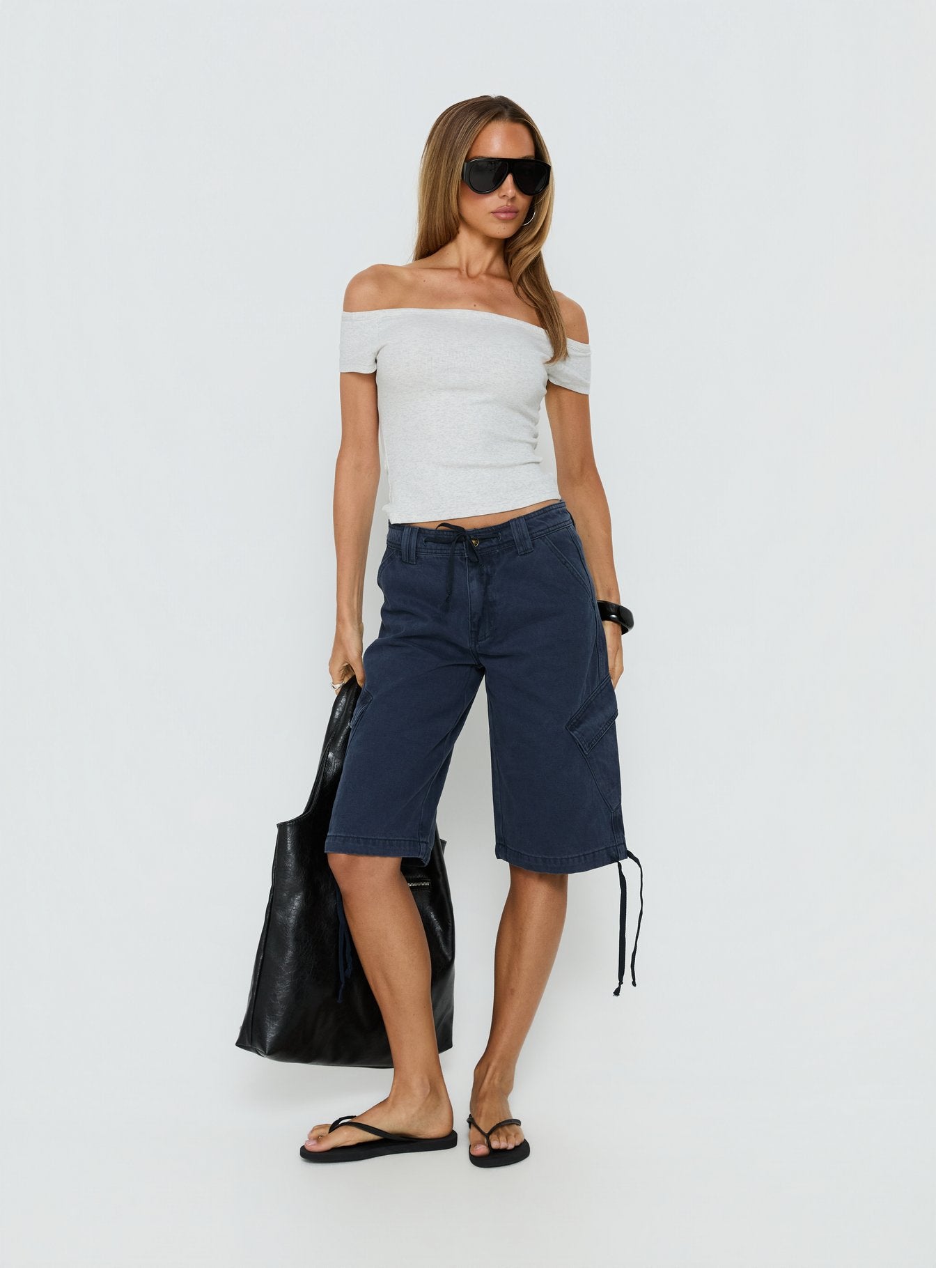 Alternative view of Apres Tie Waist Jorts Navy