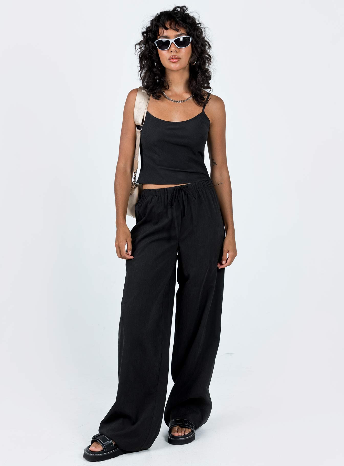 Alternative view of Paigey Set Black