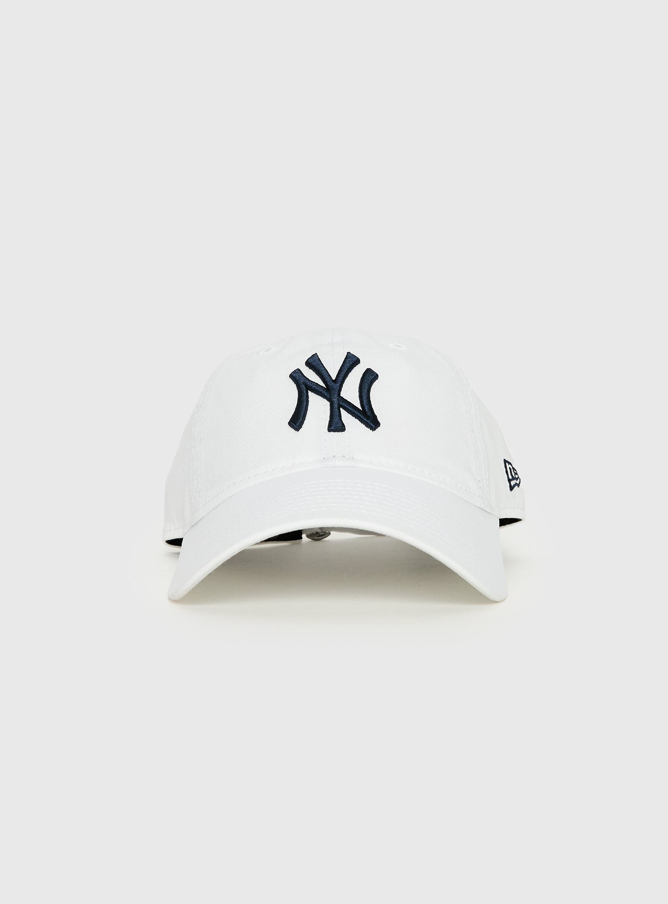 Alternative view of New York Yankees 9Twenty Hat White