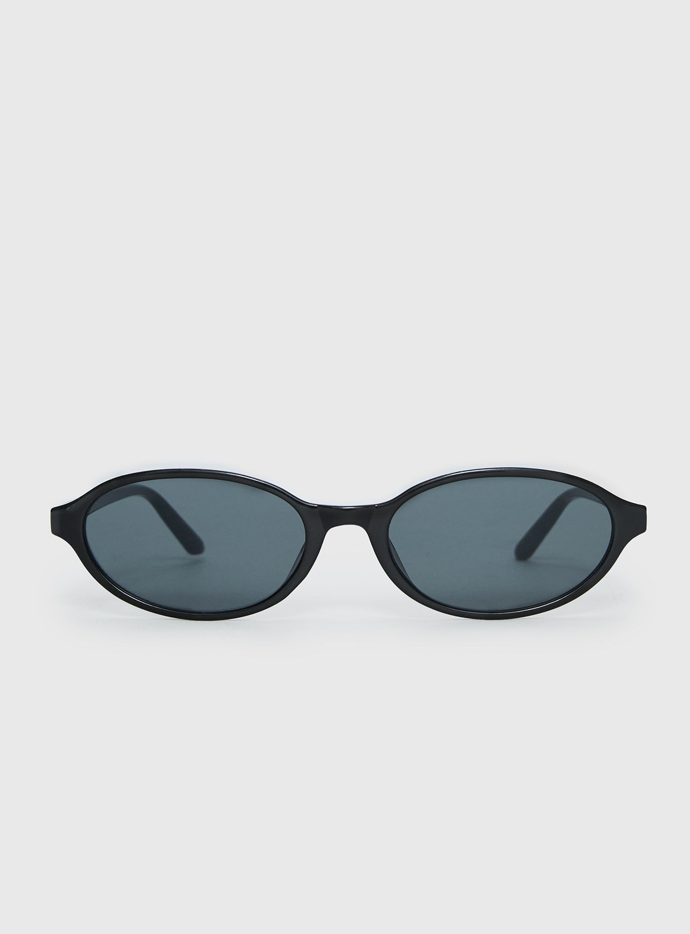 Alternative view of Captivation Oval Sunglasses Black