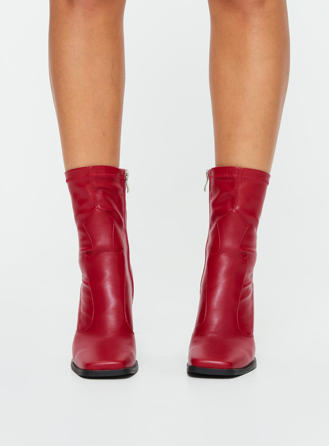 Alternative view of Hailee Boots Red