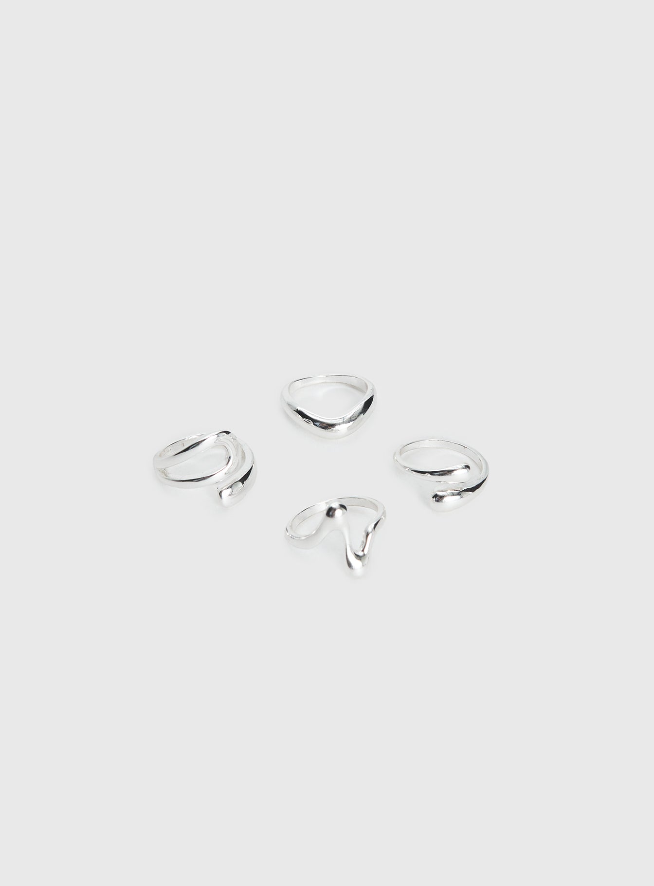 Alternative view of Magnetism Ring Pack Silver