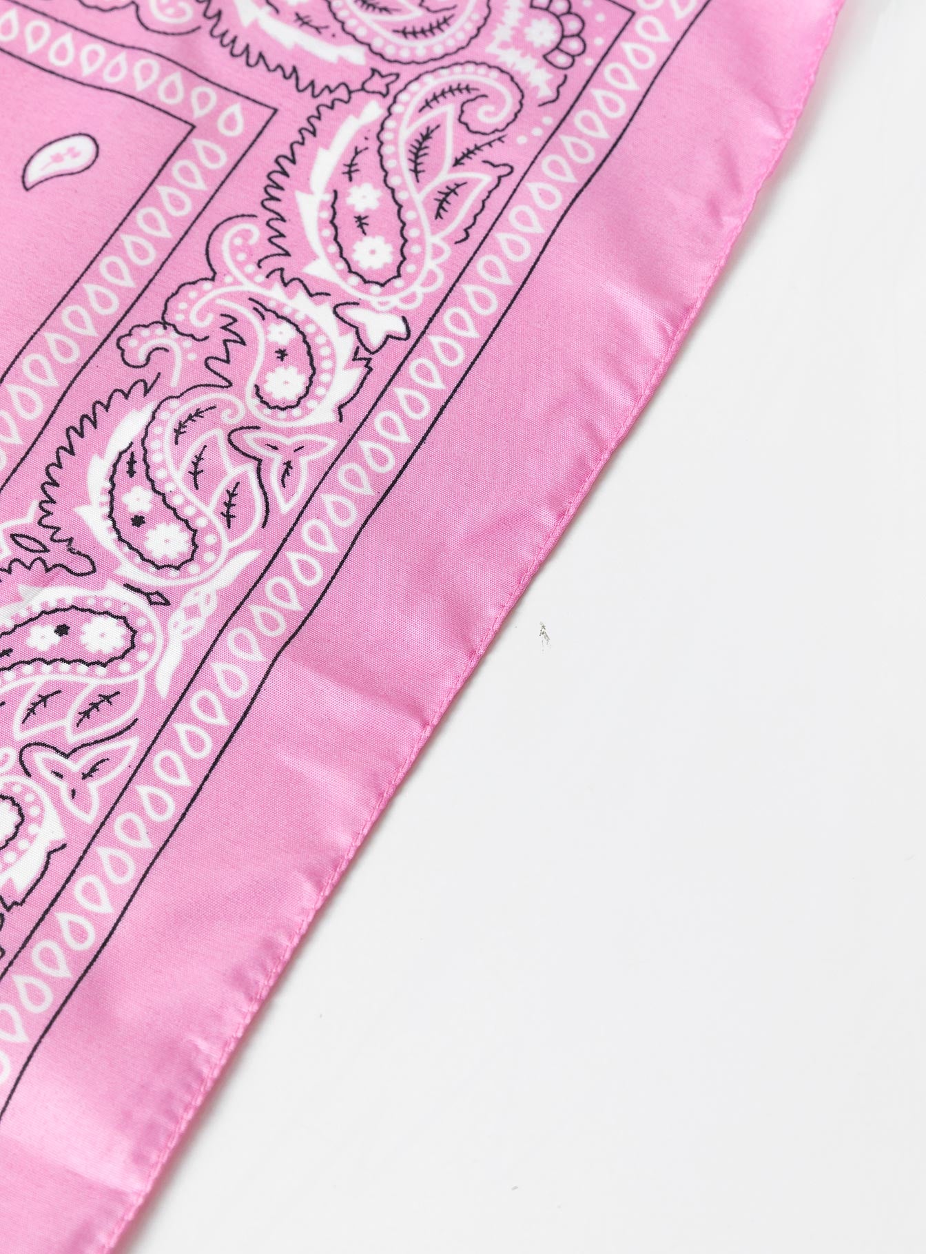 Alternative view of Oneill Bandana Pink