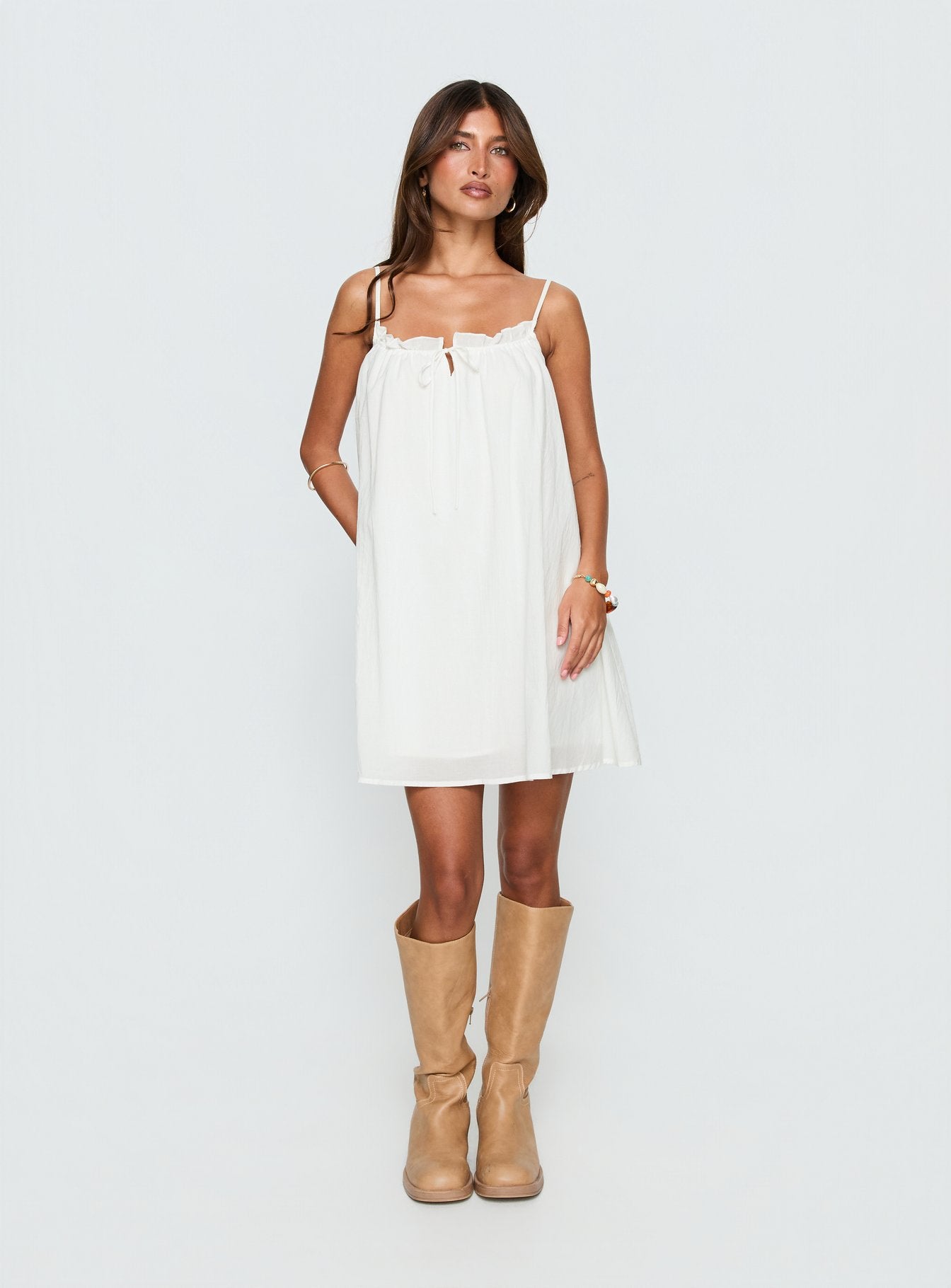 Kind Of Wonderful Tie Detail Baby Doll Mini Dress White - Image 3