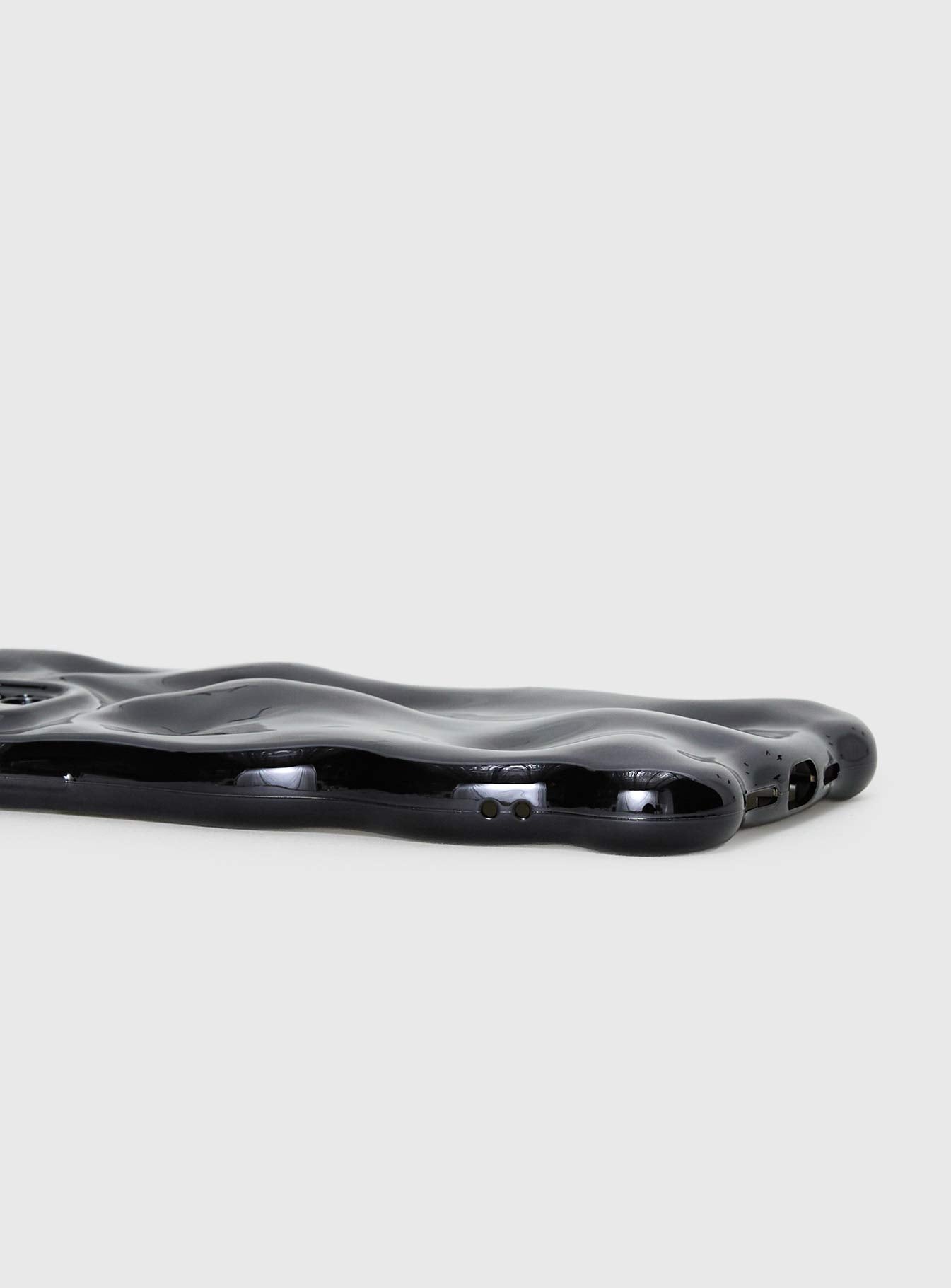 Alternative view of Maceline Iphone Case Black