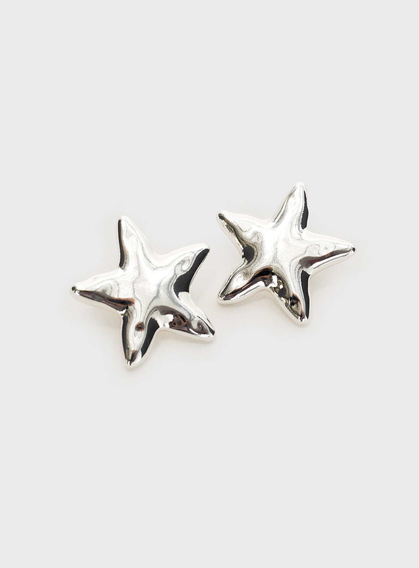 Alternative view of Pretty Lady Earrings Silver