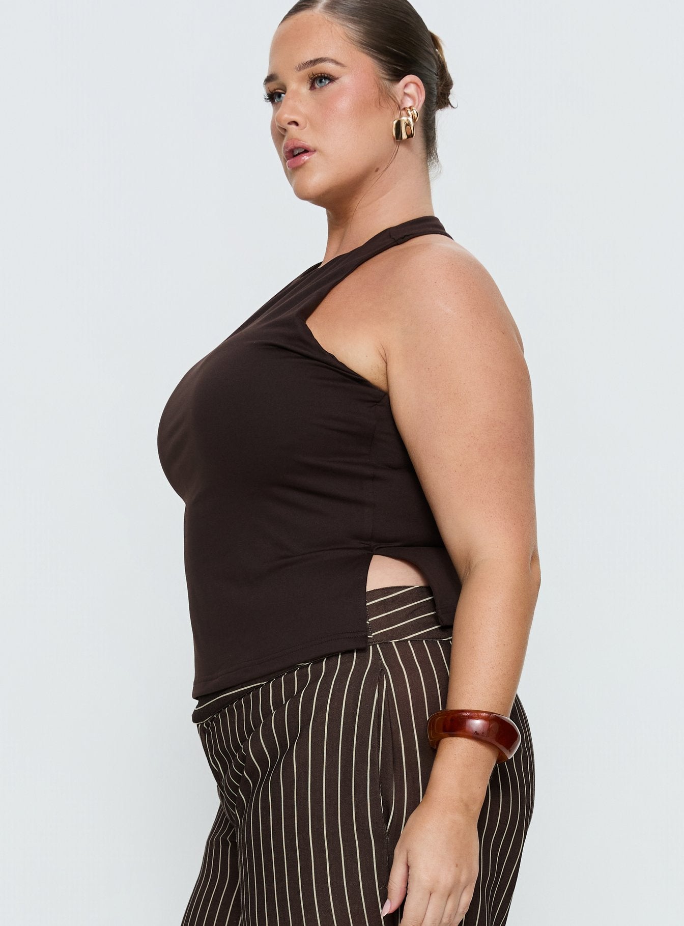 Harlene Back Detail Top Brown Curve - Image 3