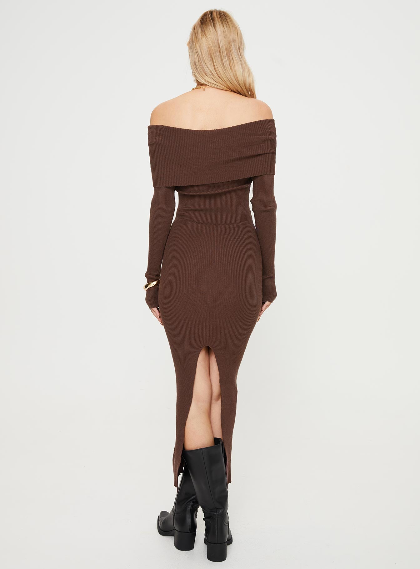 Phylis Off The Shoulder Maxi Dress Chocolate - Image 5