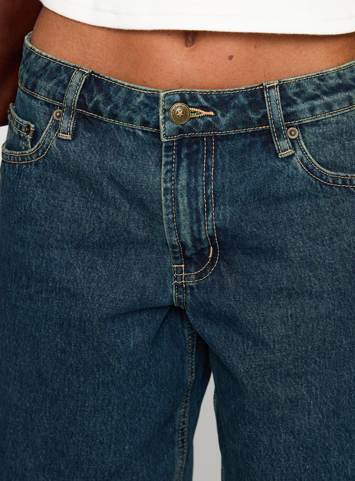 Cult Classic Longline Denim Shorts Vintage Wash - Image 6