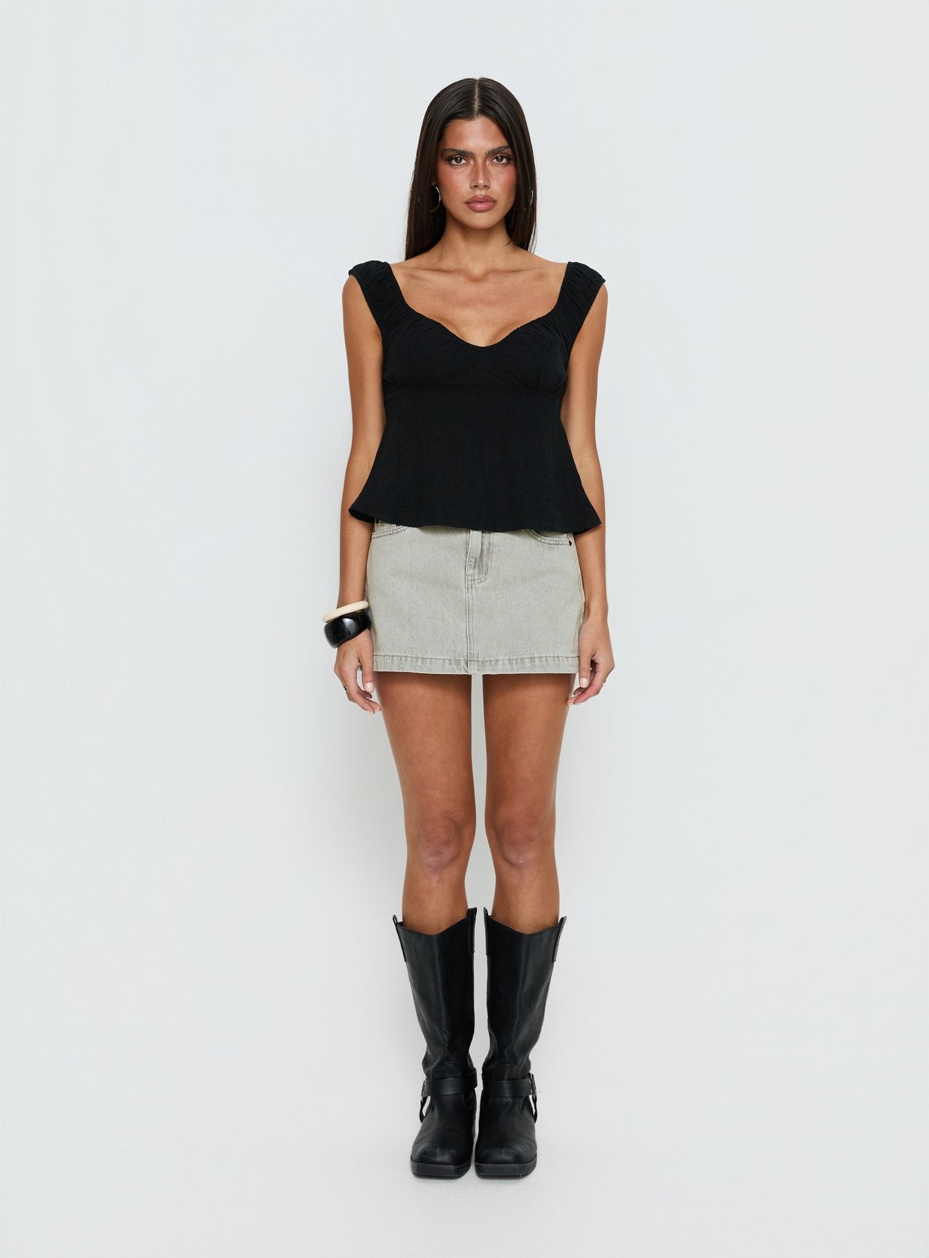 Nicolina Low Rise Denim Mini Skirt Washed Grey - Image 6