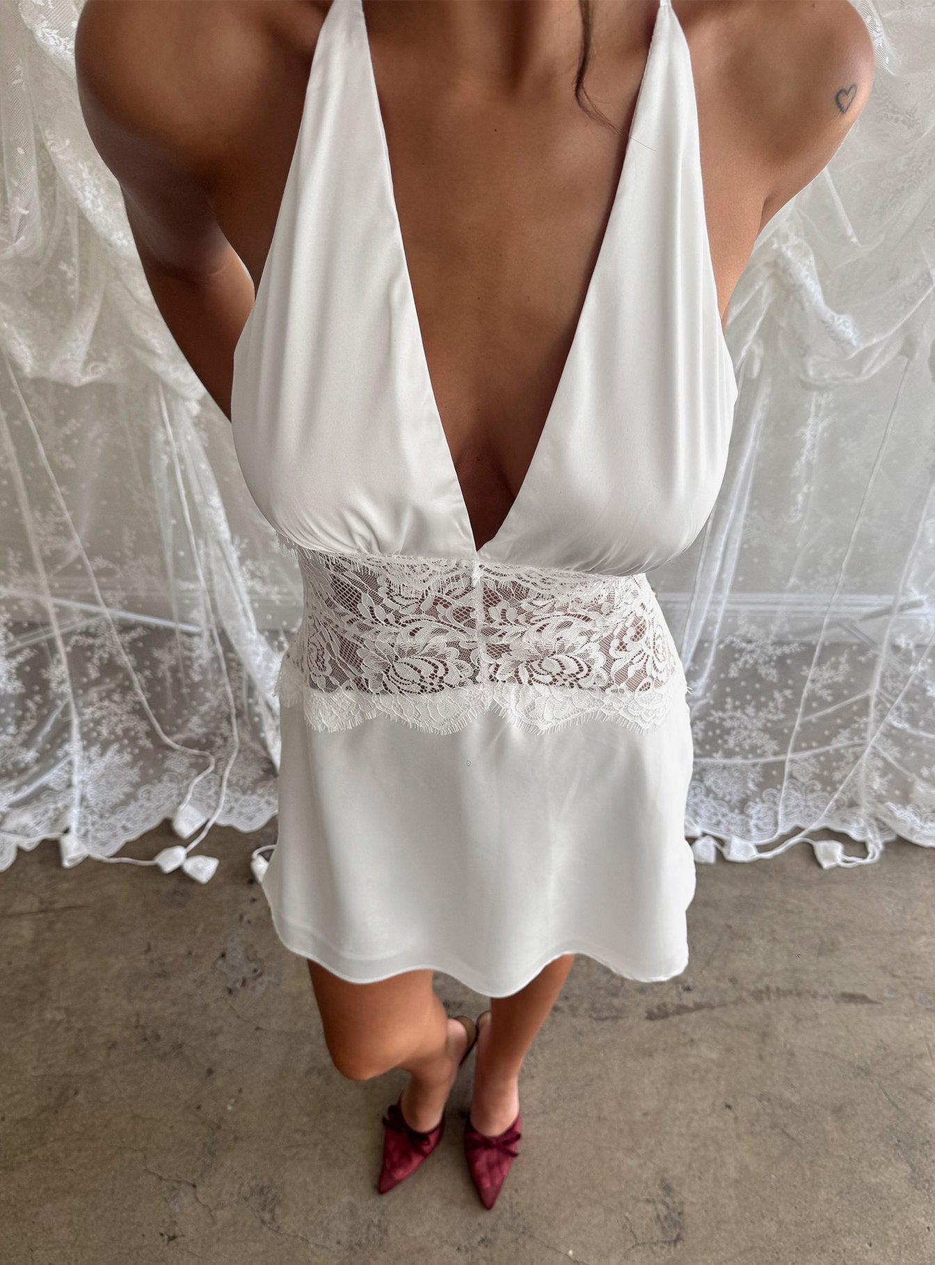Klairee Lace Mini Dress White - Image 9