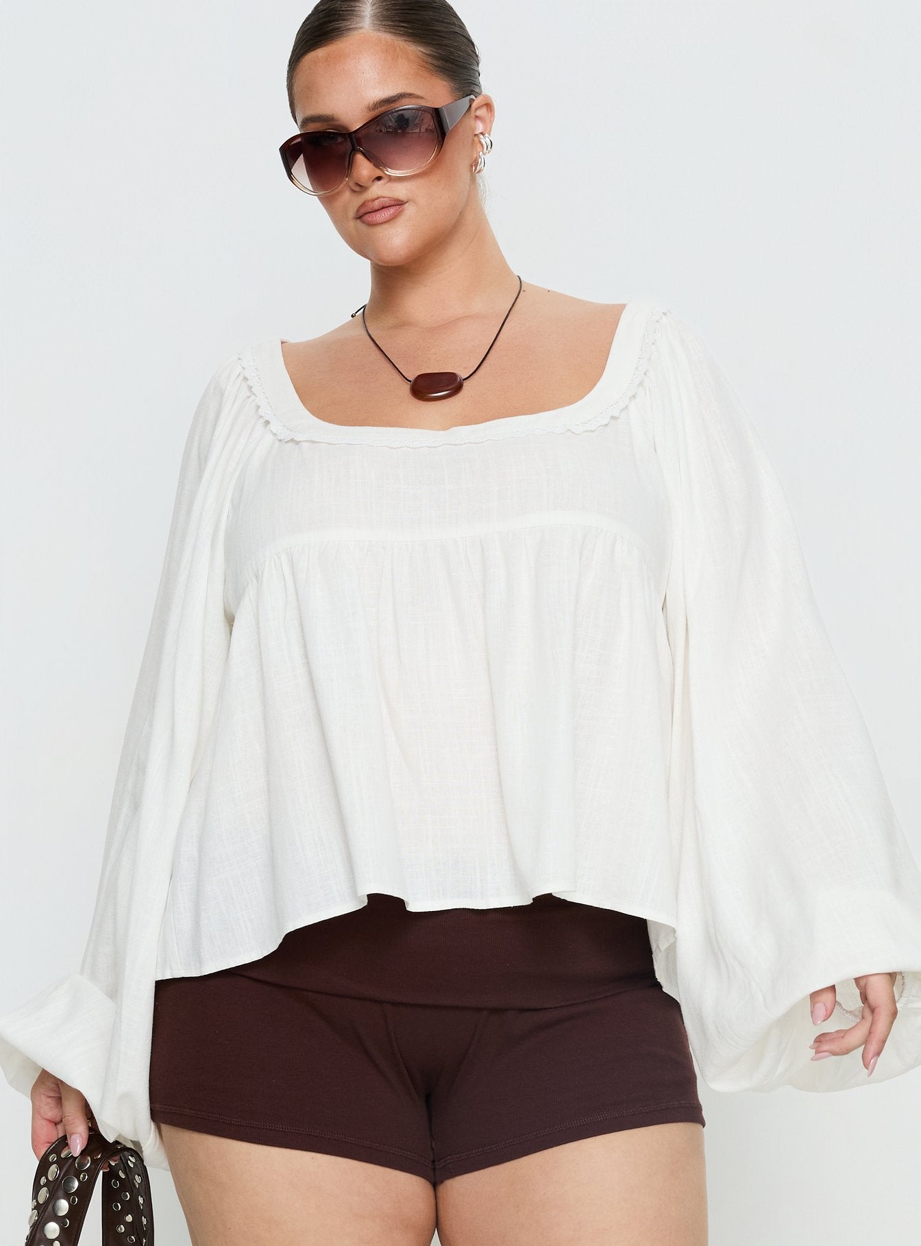 Alternative view of Benjie Long Sleeve Top White Curve