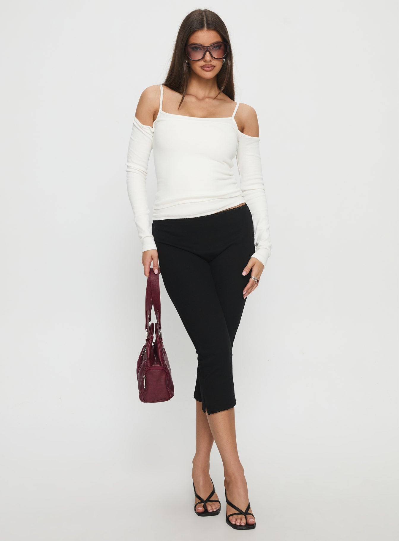 Alternative view of Baseline Rib Capri Pants Black