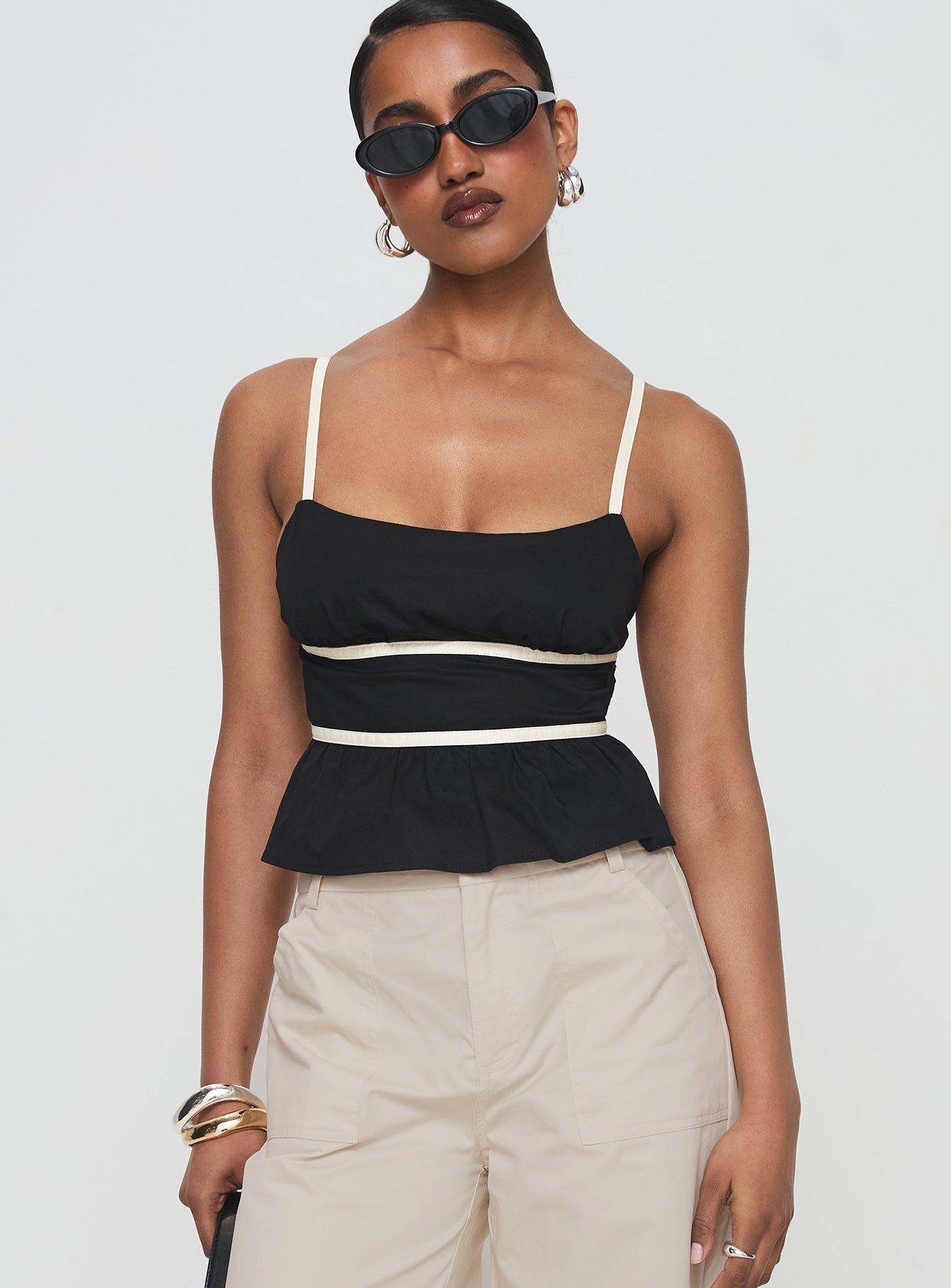 Alternative view of Daxon Top Black / Cream