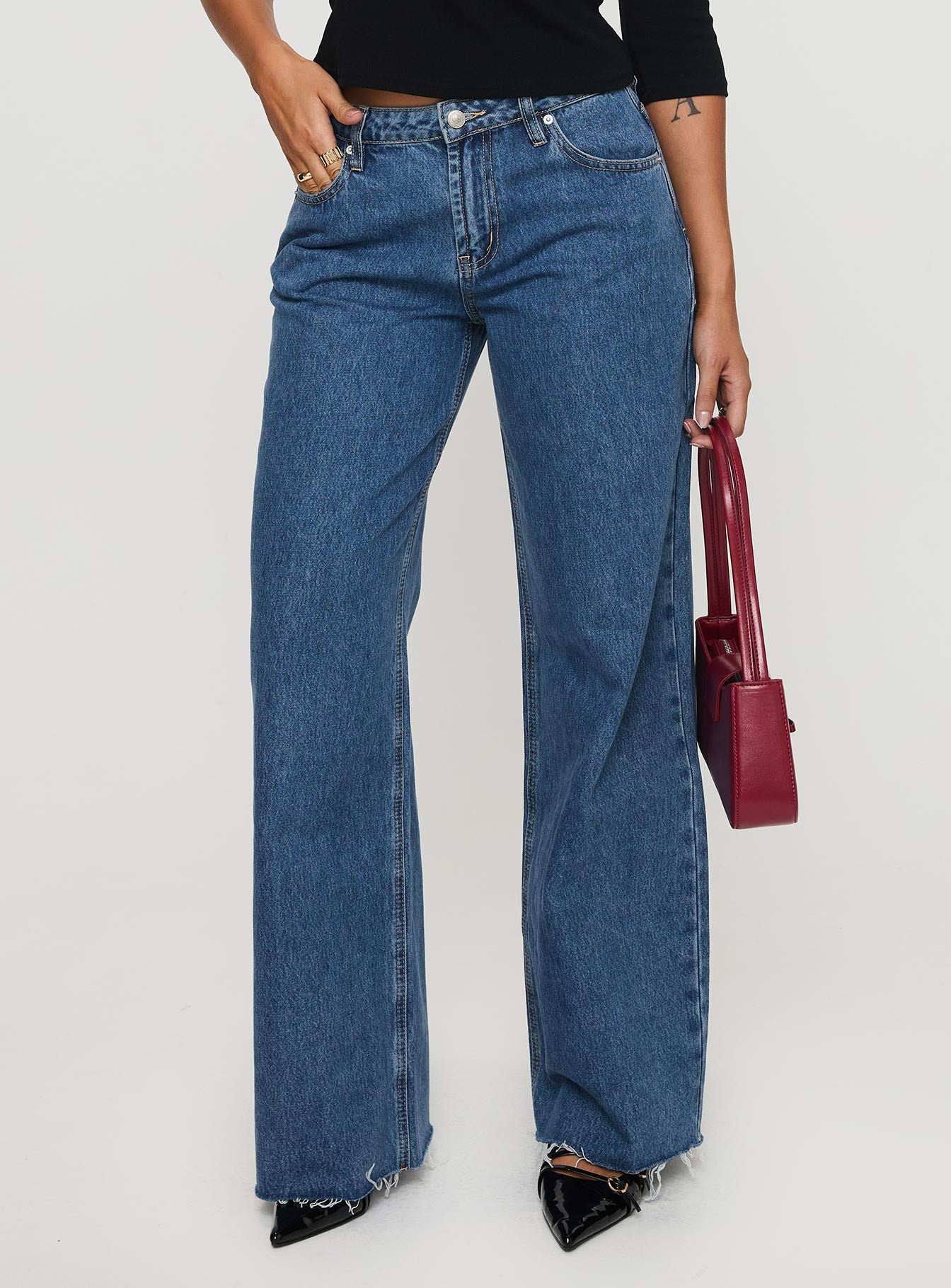 Alternative view of Darla Low Rise Straight Leg Jeans Mid Wash