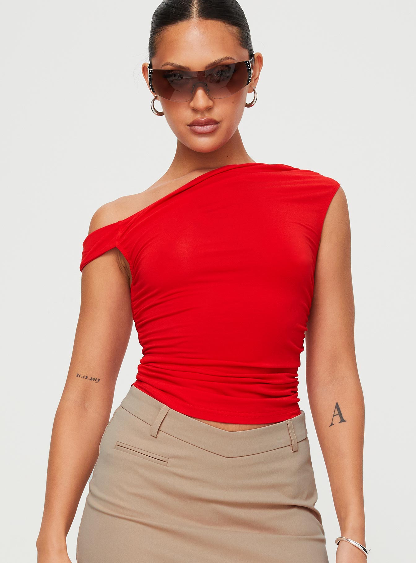 Alternative view of Beller Top Red