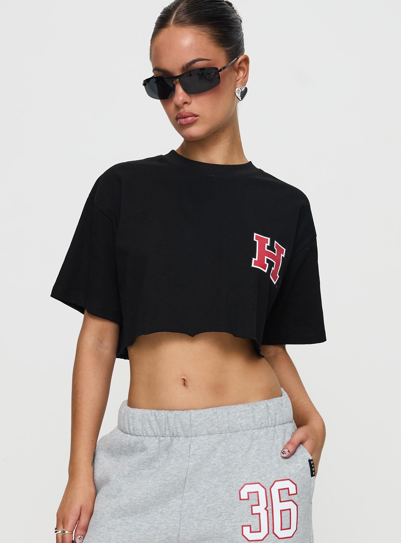 Alternative view of Harvard Graphic Track Top Black
