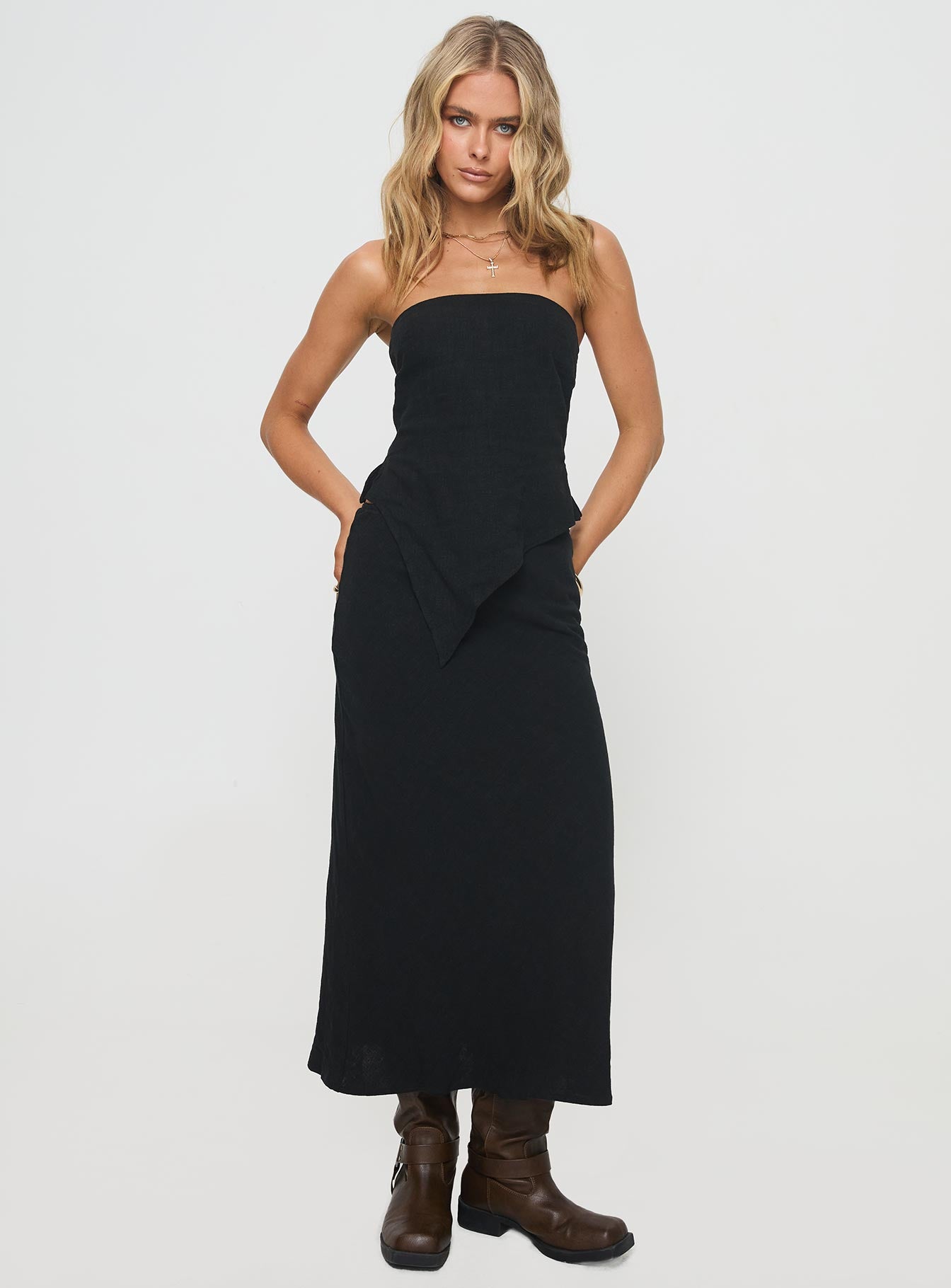 Birdie Asymmetric Linen Blend Top Black - Image 2