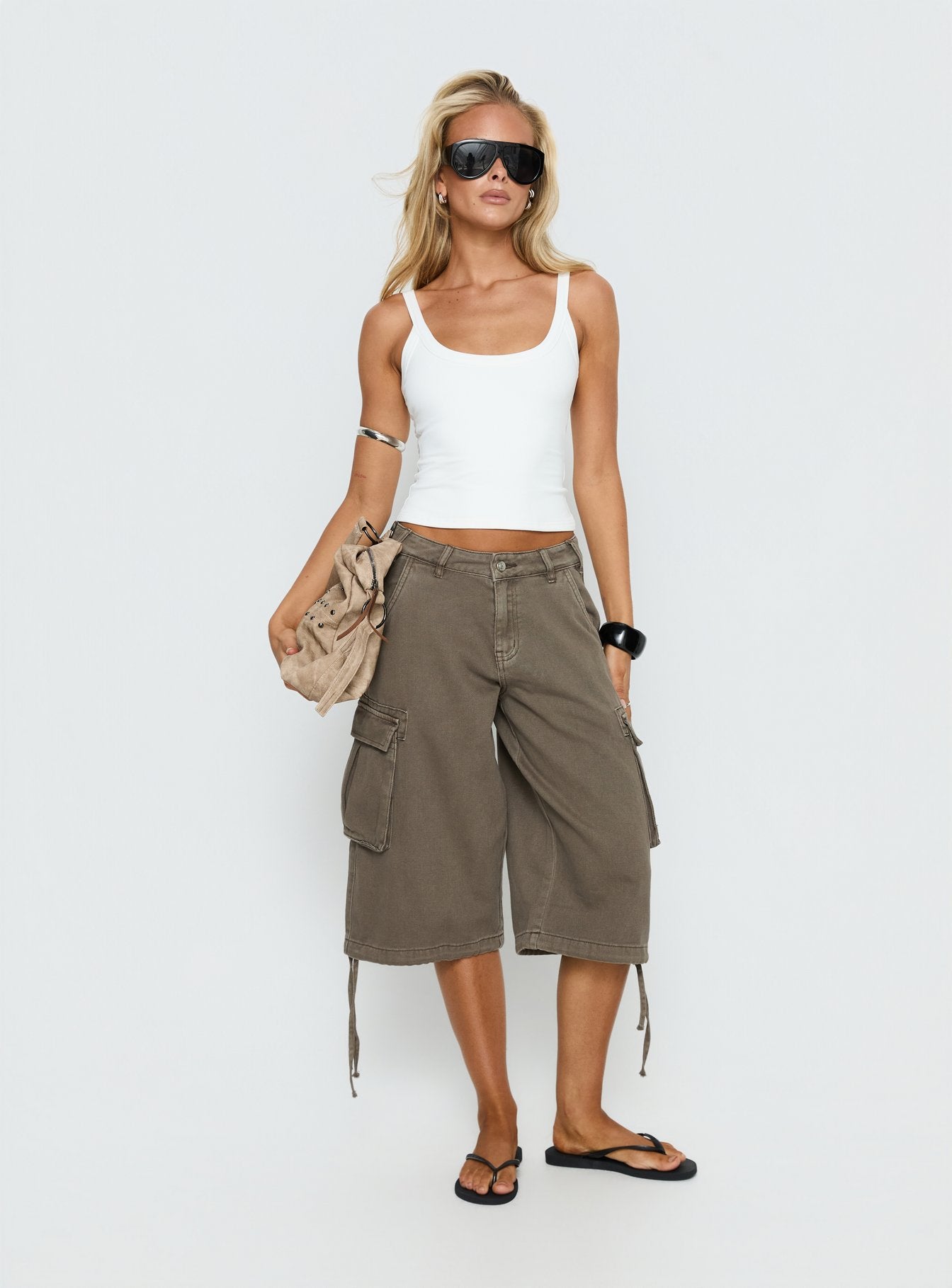 Hudsen Longline Cargo Shorts Khaki - Image 2