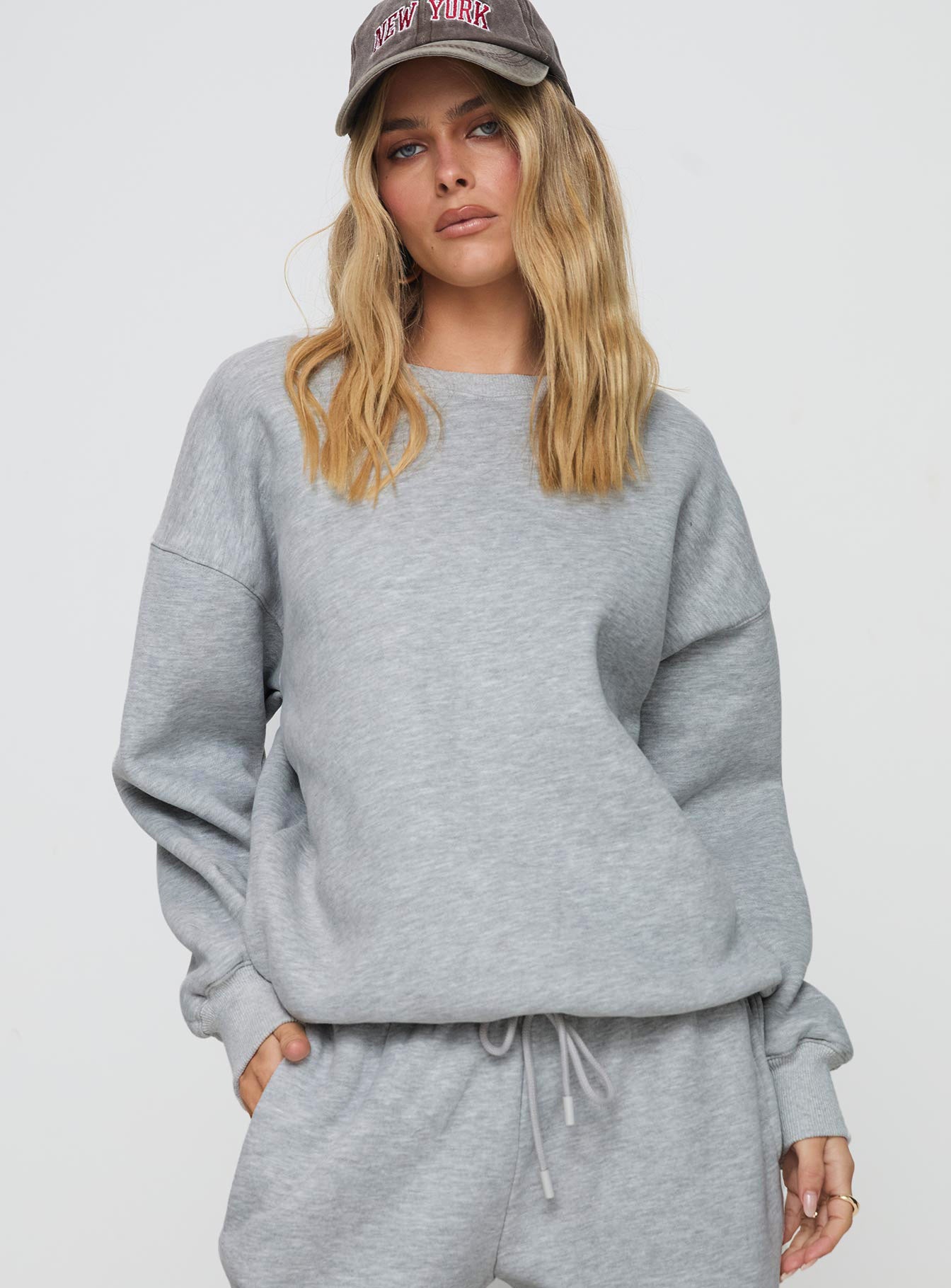 Dream Fleece Classic Crewneck Sweatshirt Grey Marle - Image 2