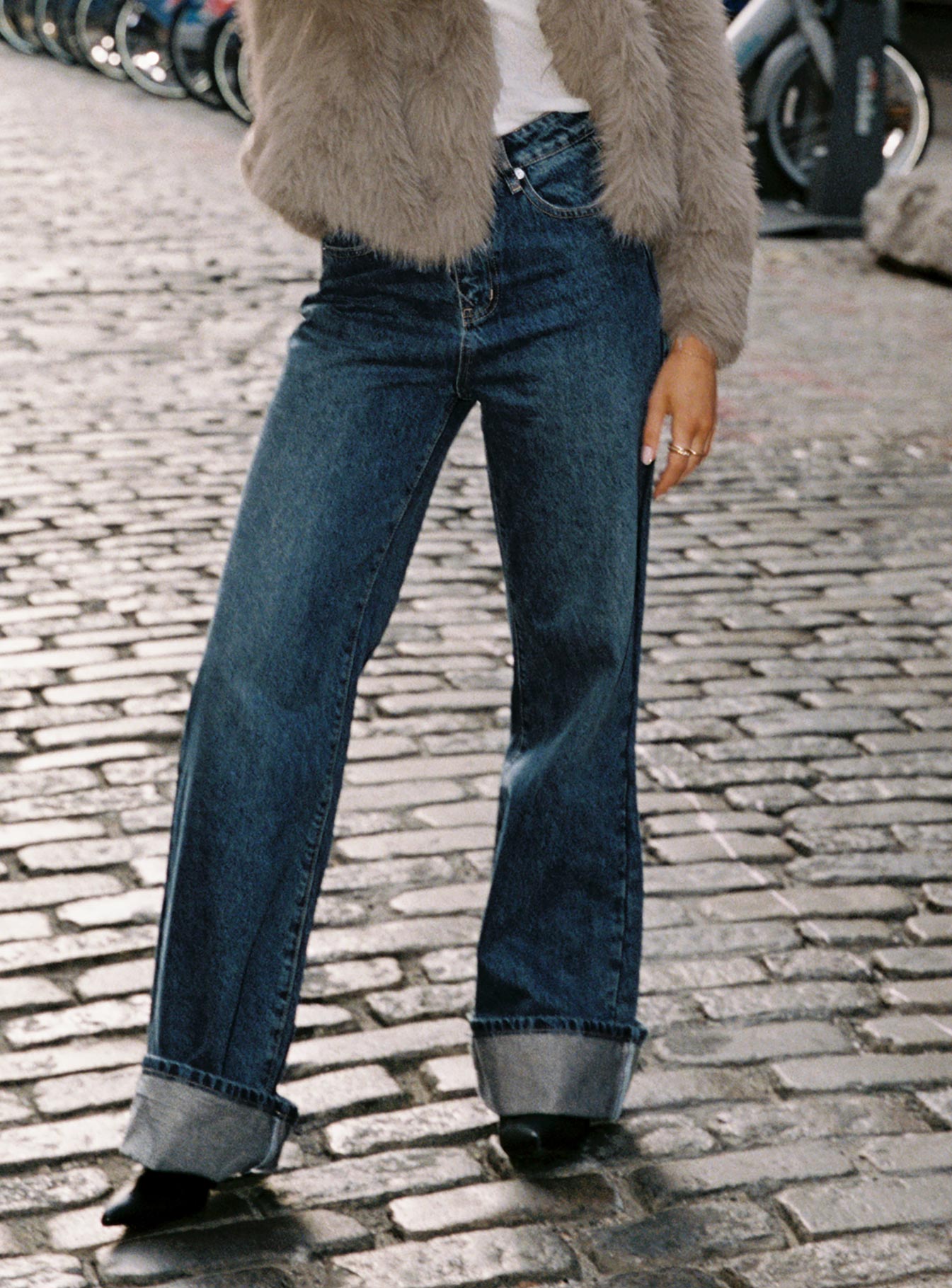 Florida Keys Mid Rise Straight Leg Cuffed Jeans Mid Blue - Image 9