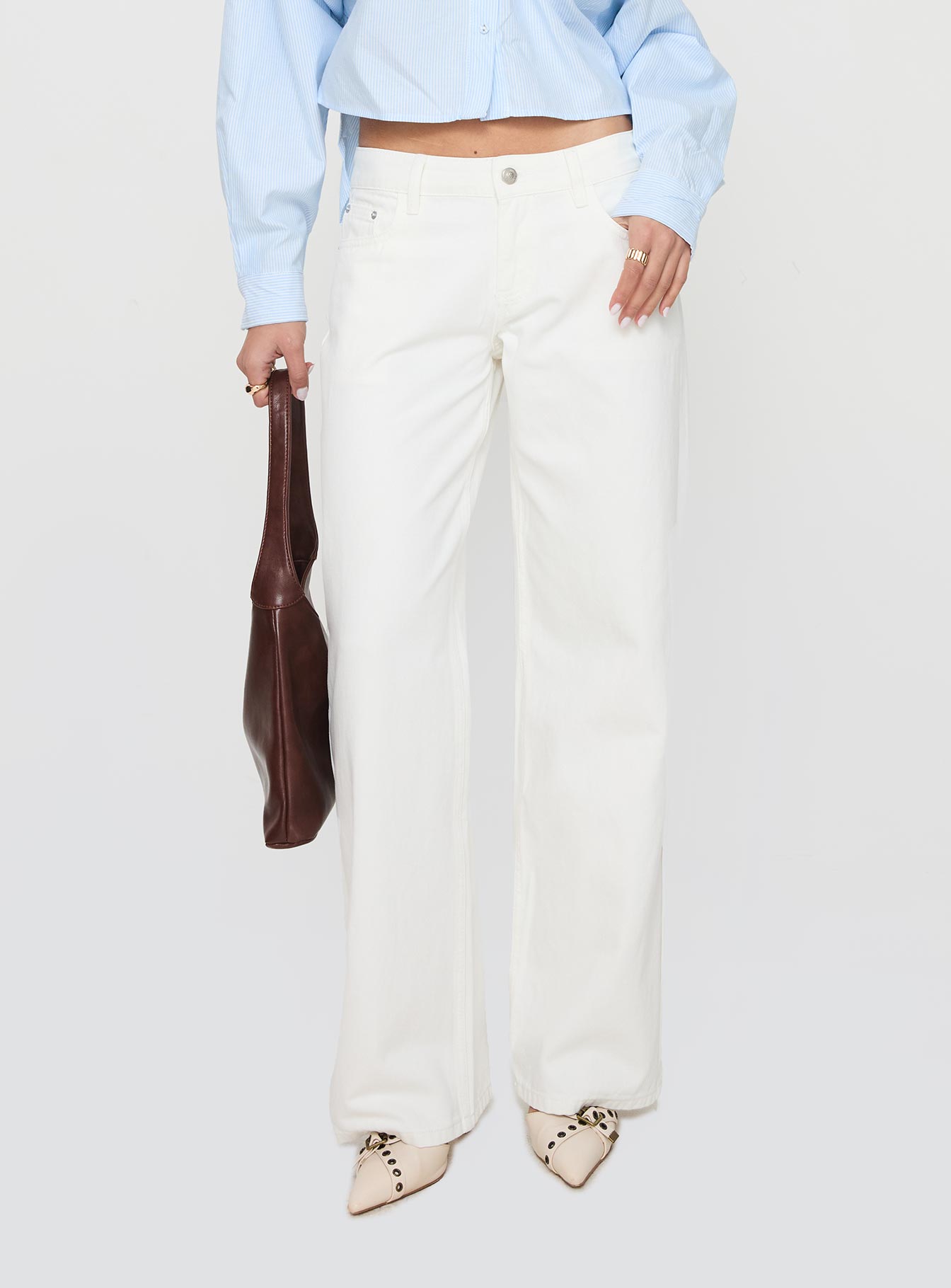 Alternative view of Ellanor Low Rise Straight Leg Jeans White