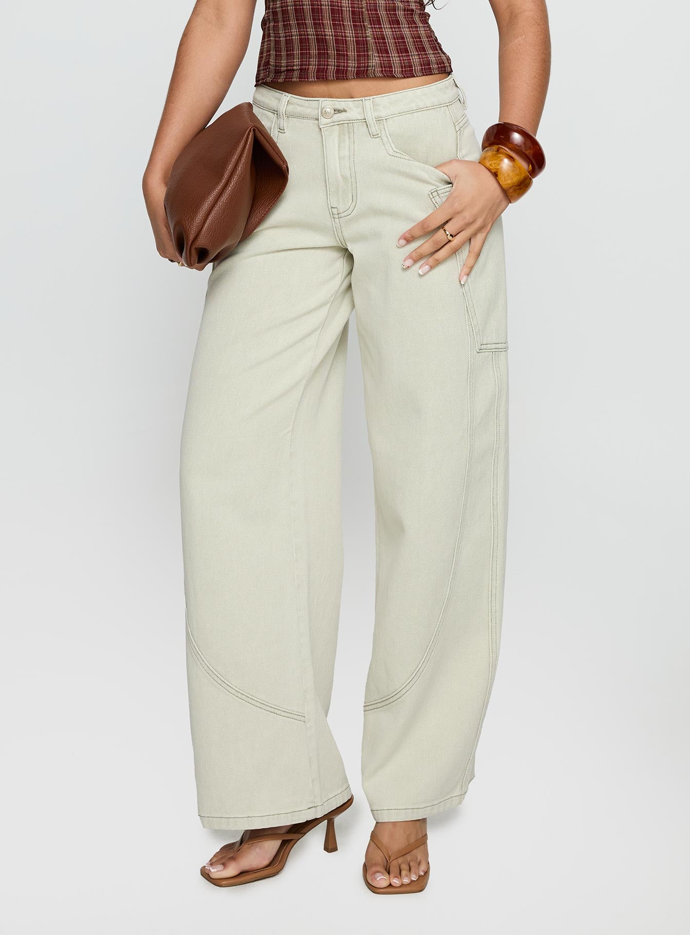 Alternative view of Amargo Mid Rise Baggy Jeans Sage Wash