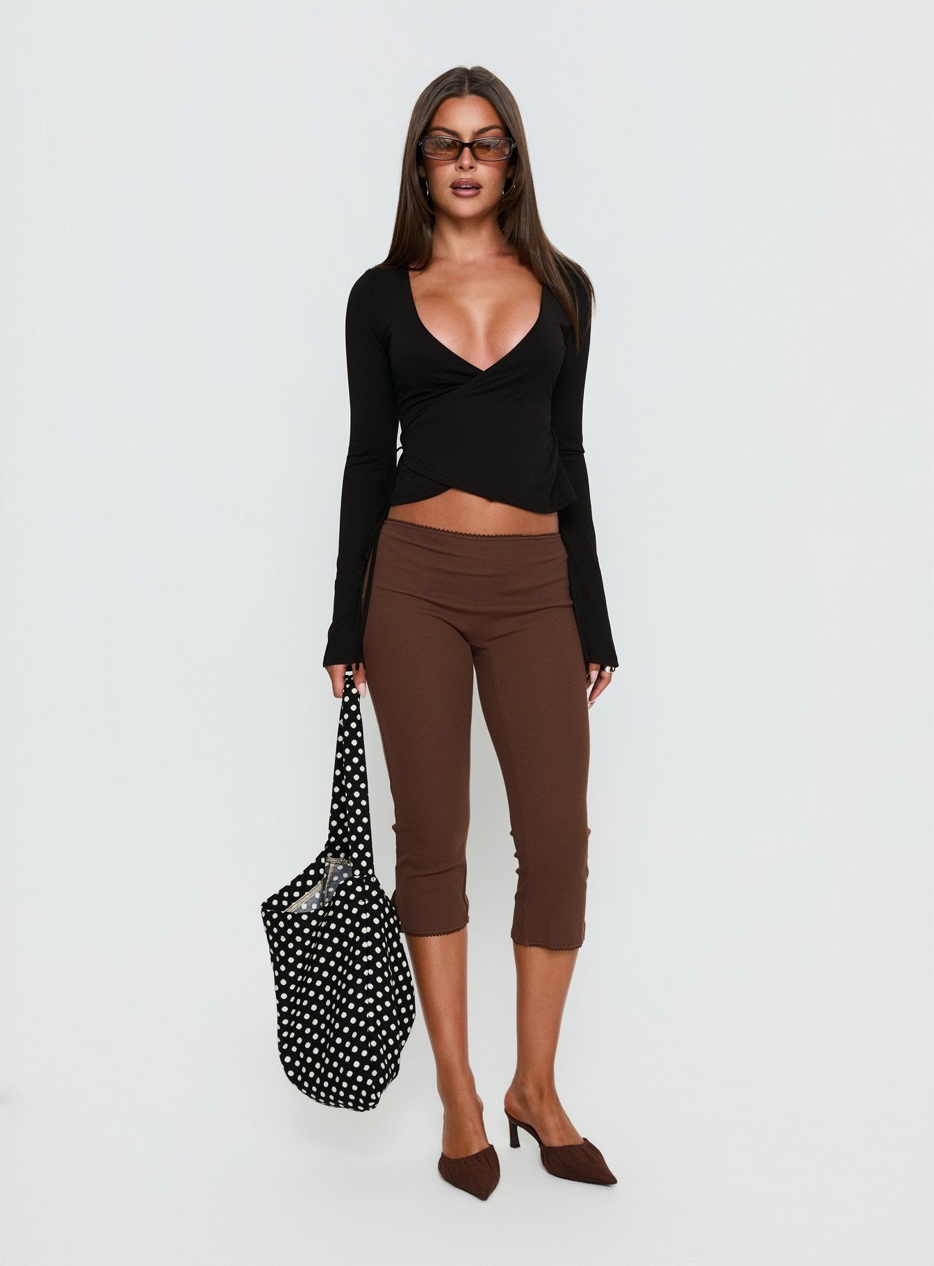 Baseline Rib Capri Pants Chocolate - Image 3