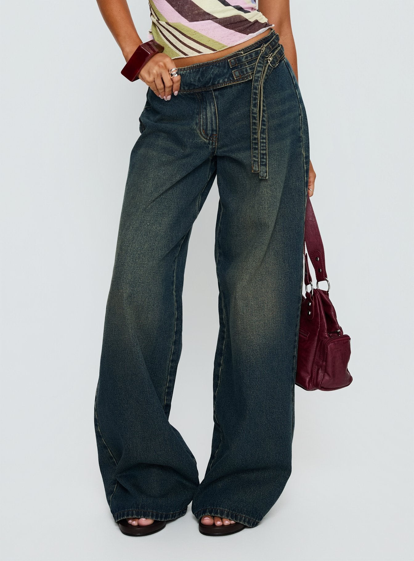 Alternative view of Boxie Mid Rise Wide Leg Jeans Vintage Wash