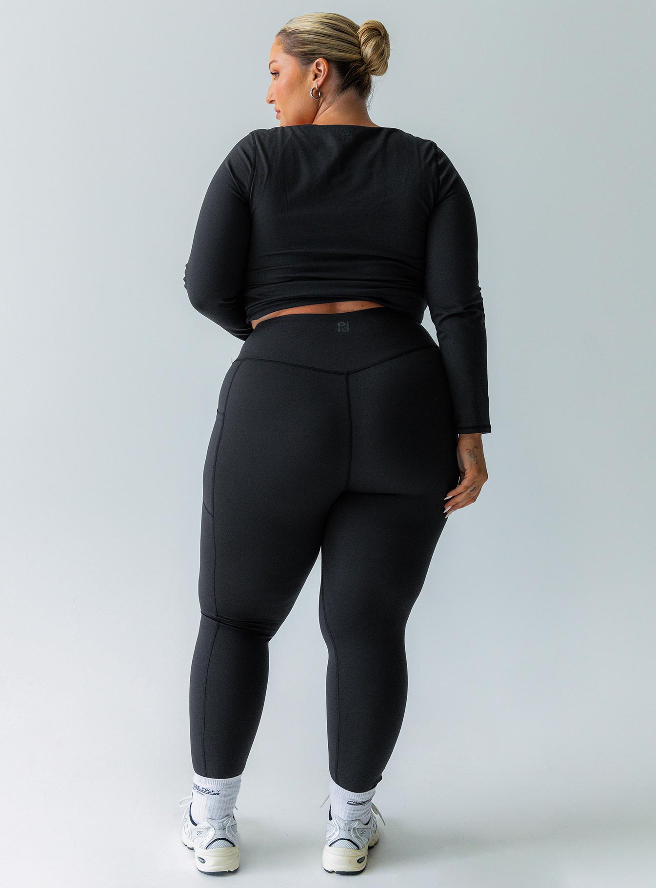Alternative view of Achieve Activewear Leggings Black Curve