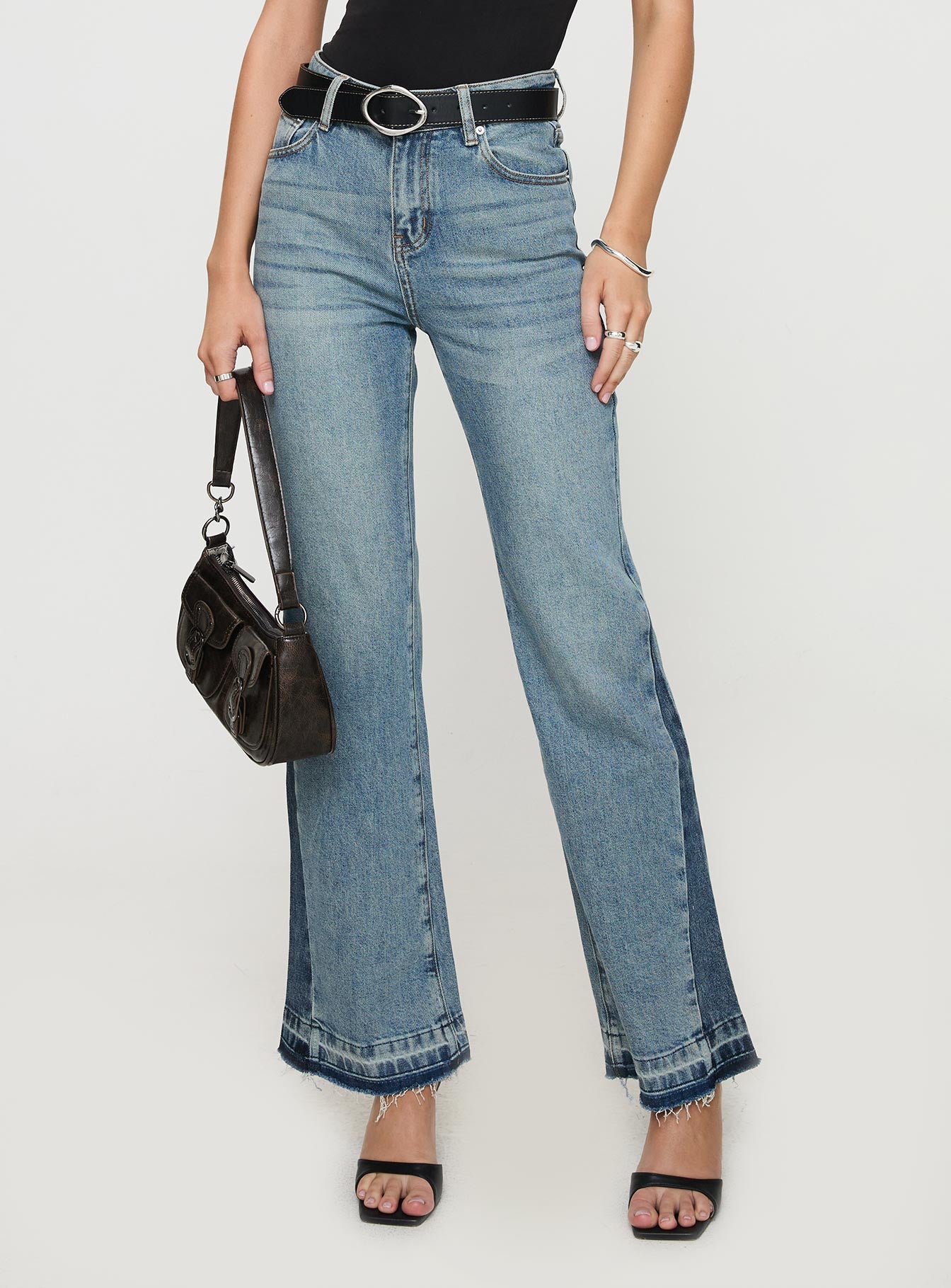 Alternative view of Farleigh High Rise Flared Jeans Blue