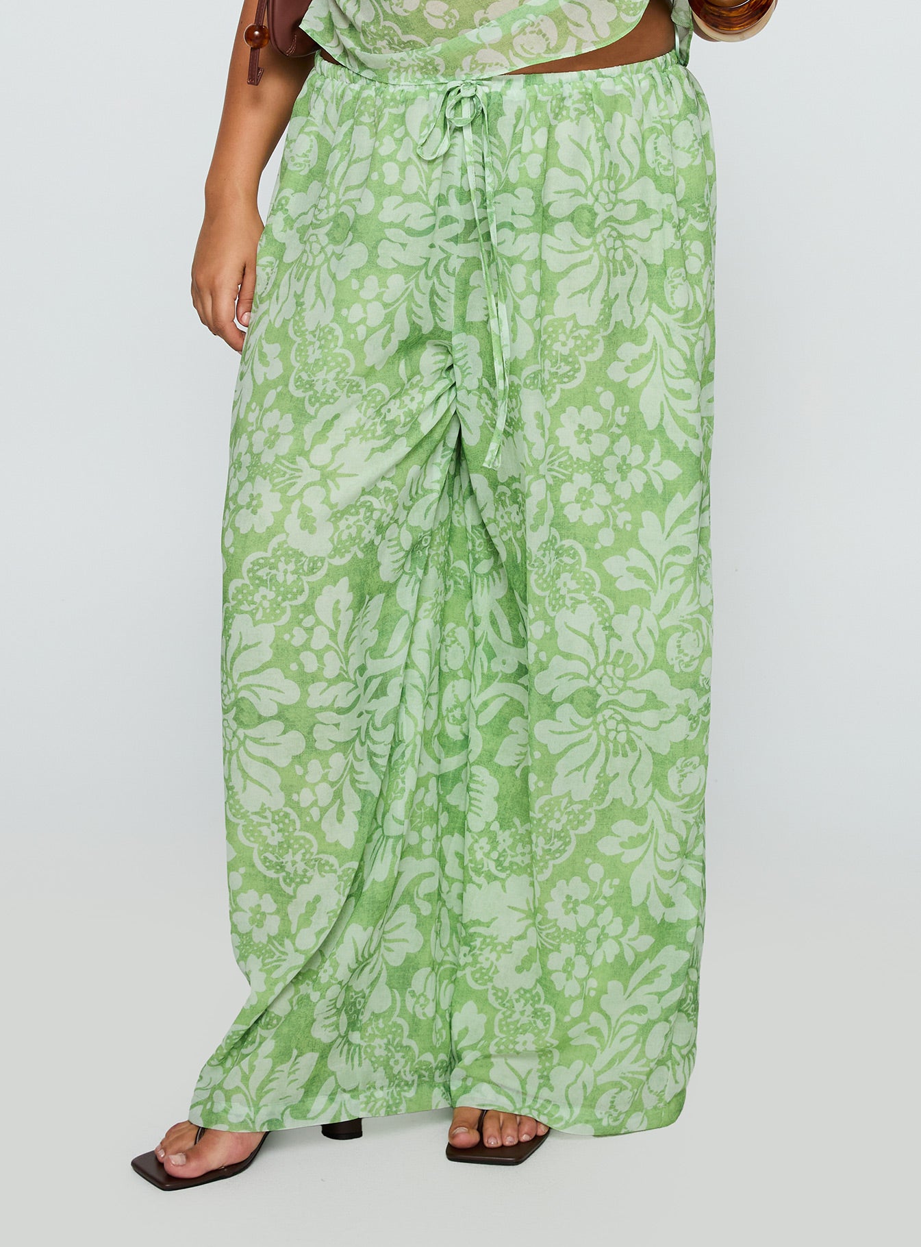 Alternative view of Finesse Pants Green Floral Curve