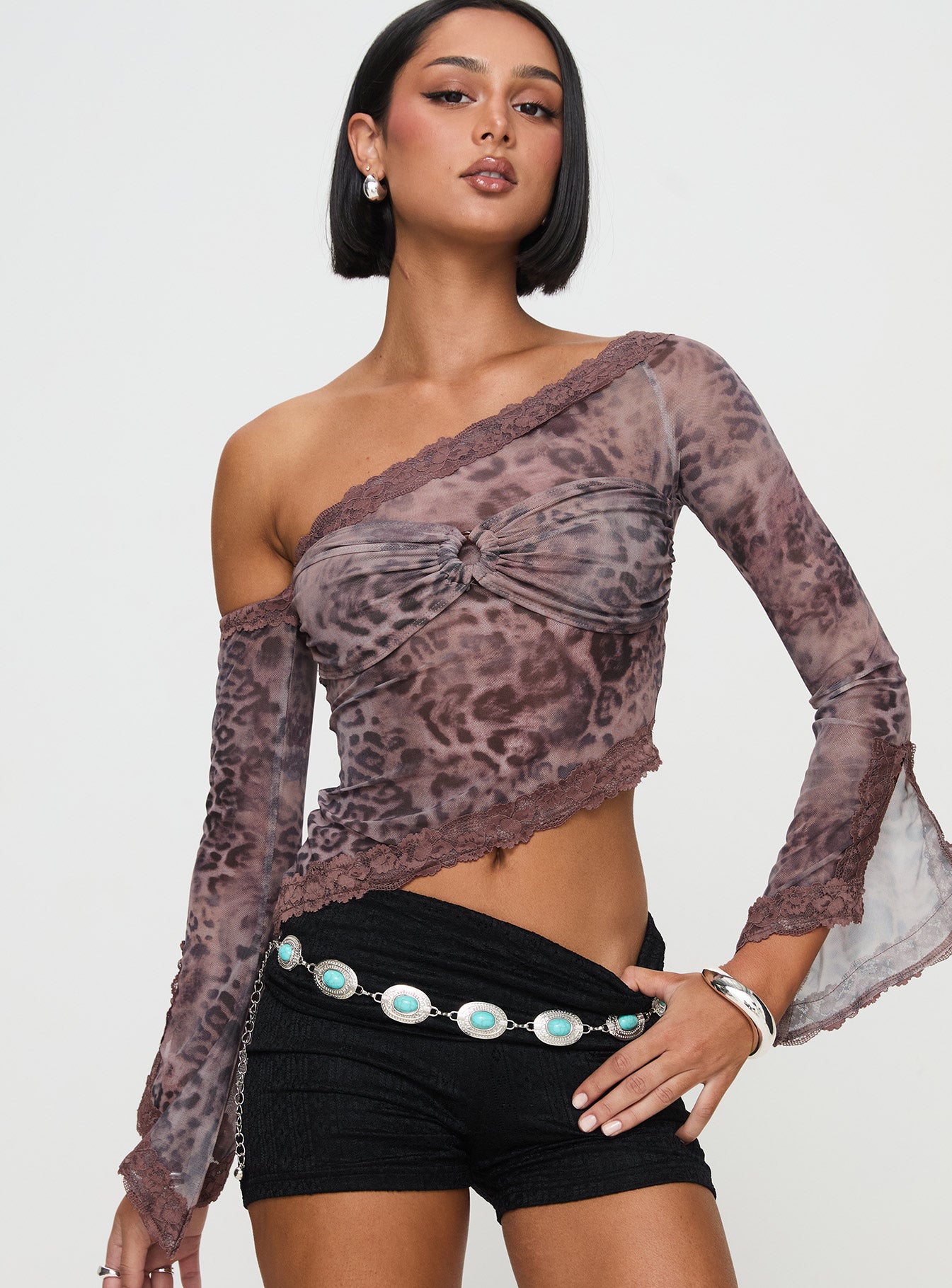 Alternative view of Empty Space Top Leopard