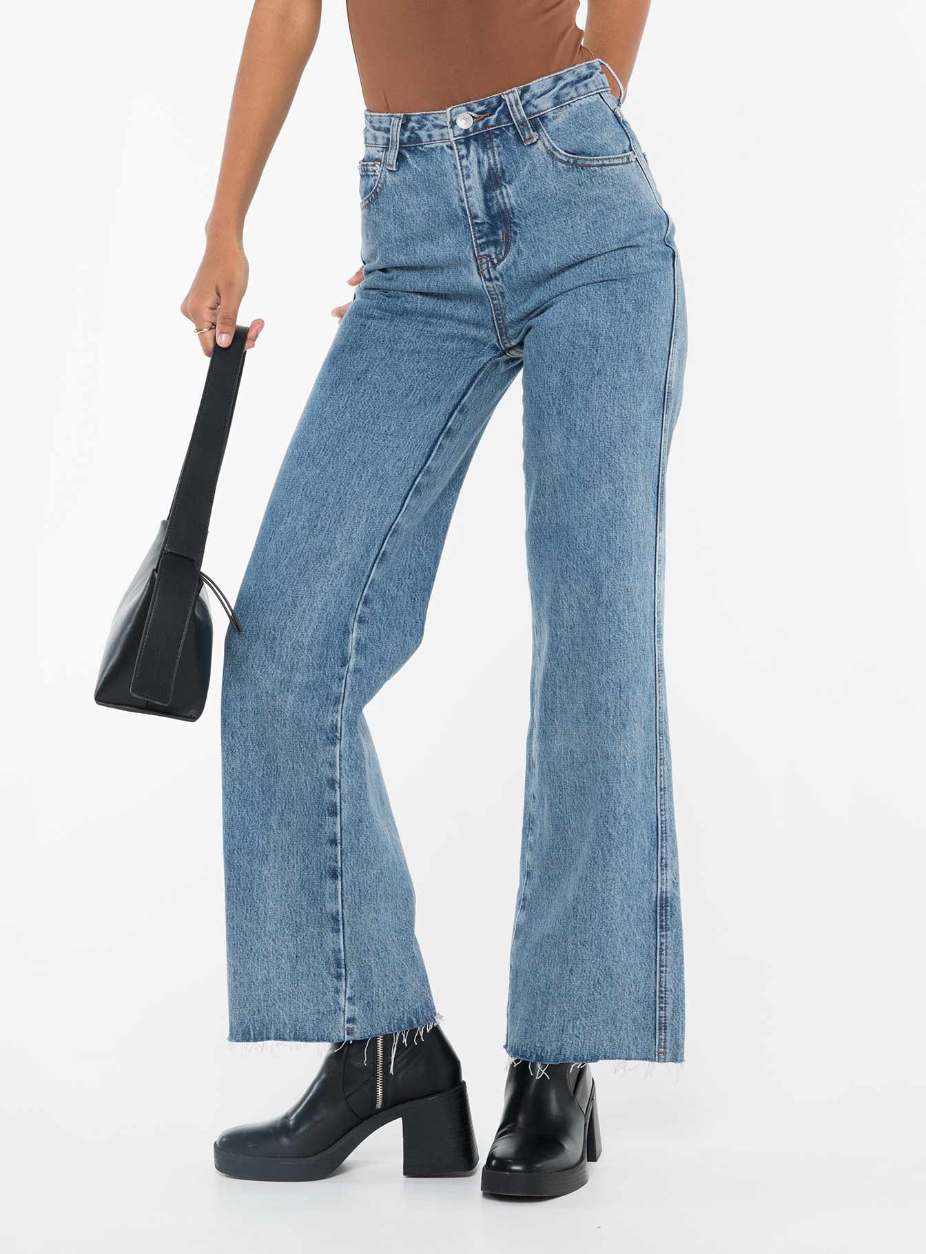 Alternative view of Arlington High Rise Straight Leg Jeans Mid Wash