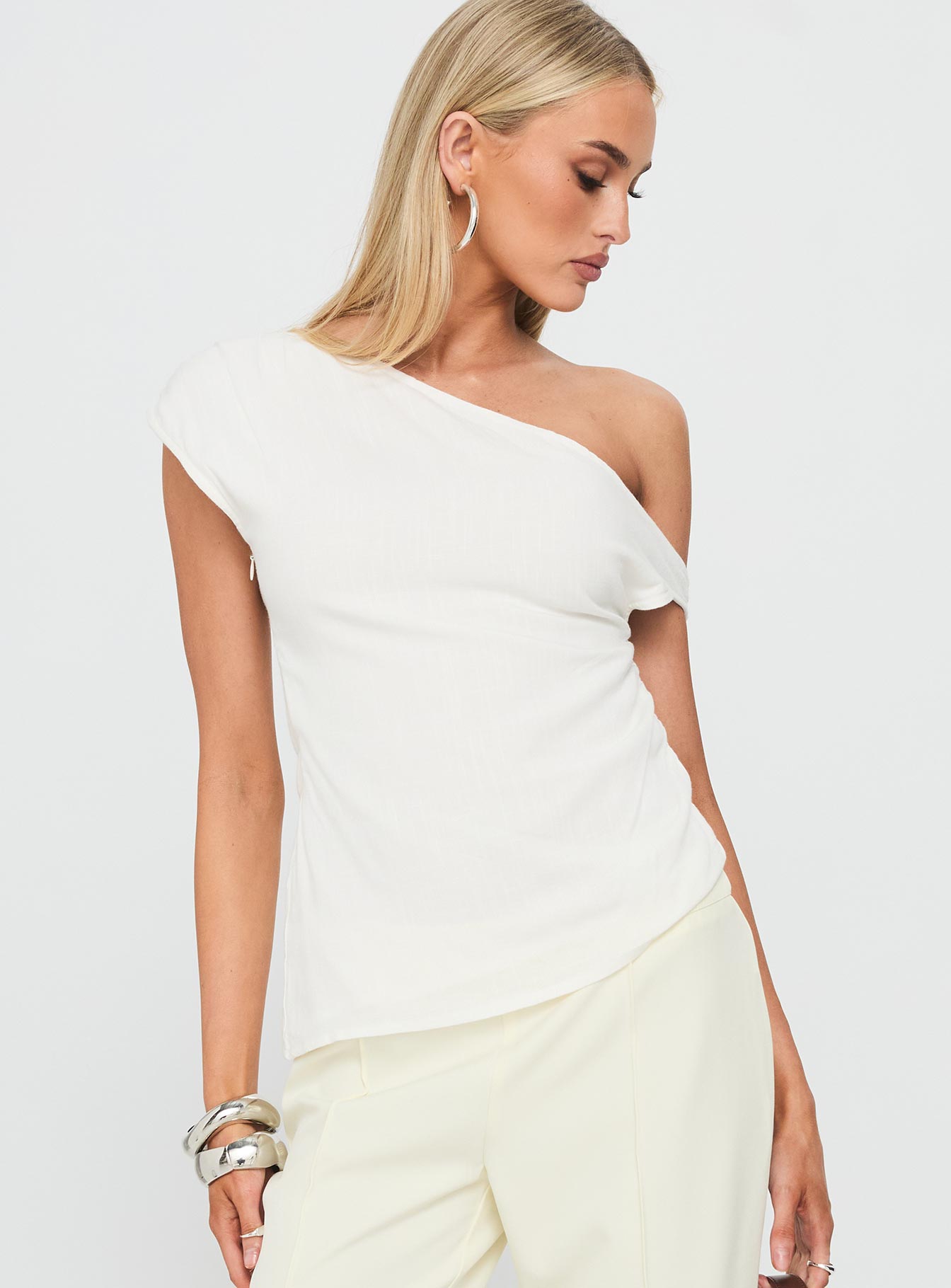 Alternative view of Kaylani One Shoulder Drape Top White