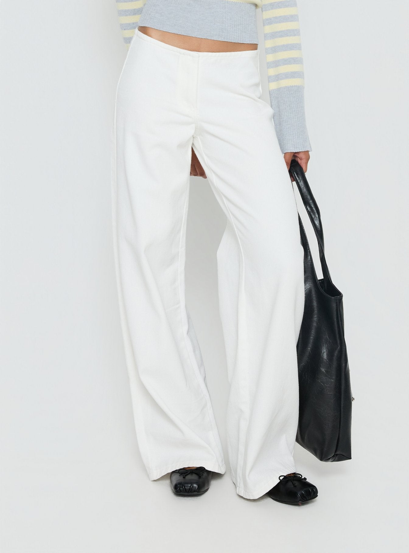 Alternative view of Hereos Mid Rise Baggy Leg Jeans White