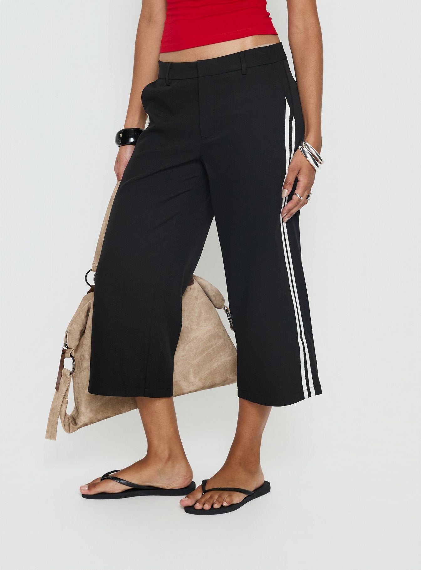 Alternative view of Genesis Capri Pants Noir