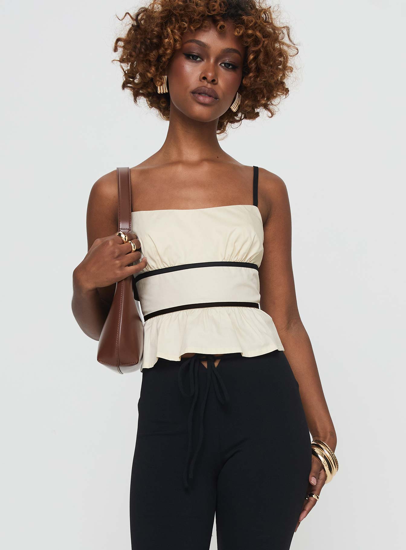 Alternative view of Daxon Top Cream / Black