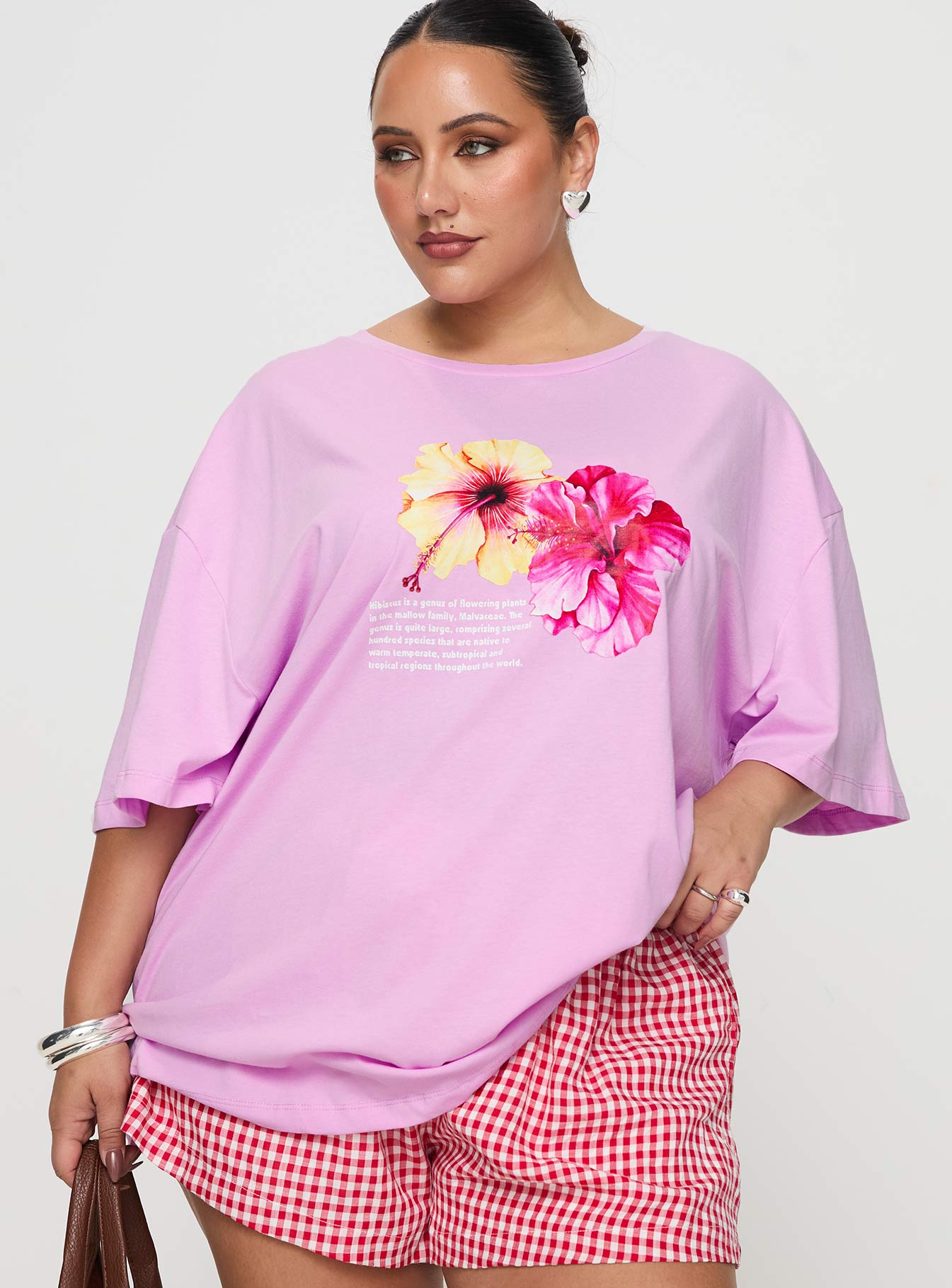 Alternative view of Hibiscus Haven Oversized Tee Pink Curve