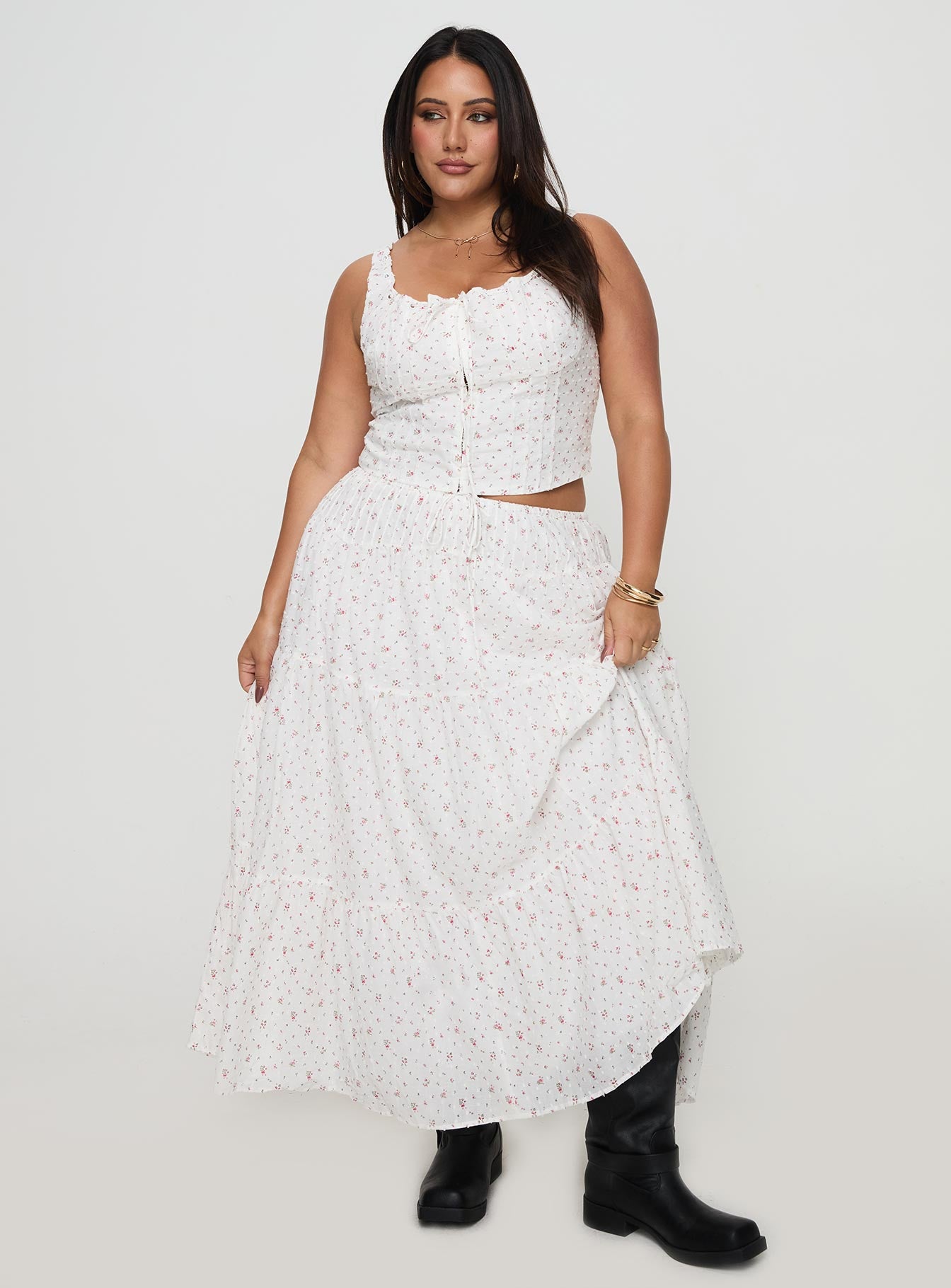 Alternative view of Cherry On Top Maxi Skirt White Floral Curve