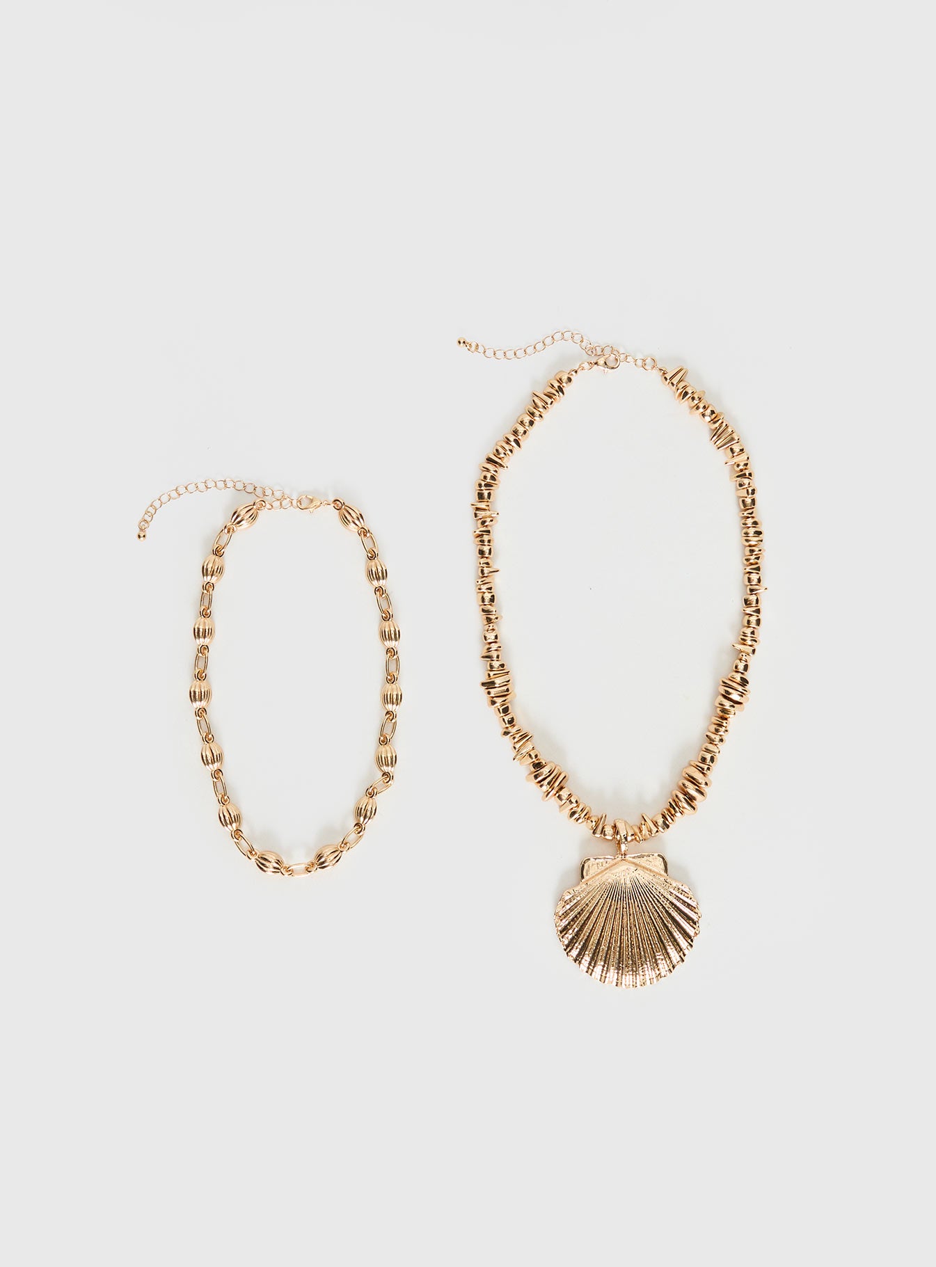 Alternative view of Clear Vision Shell Layered Necklace Gold