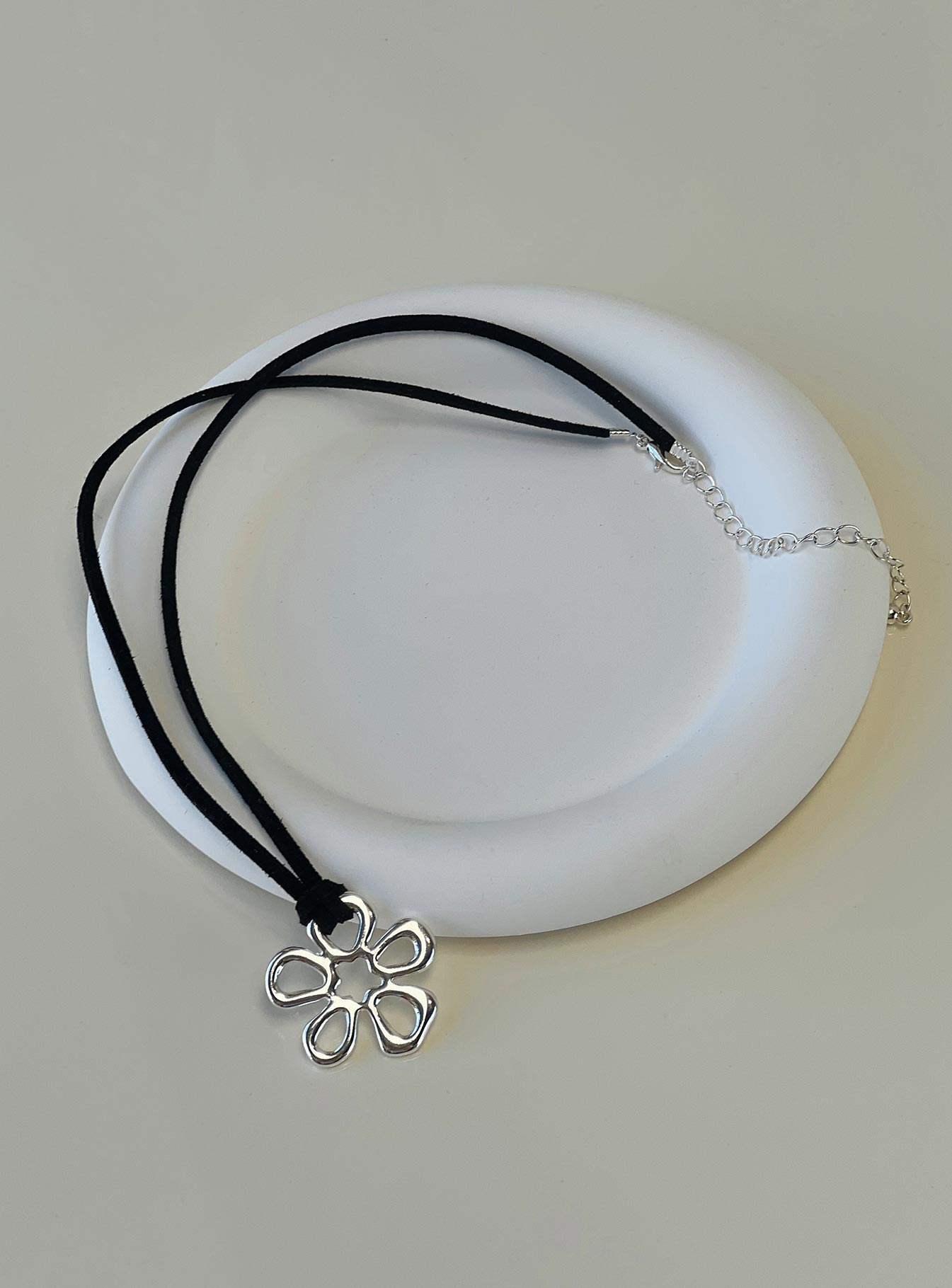 Alternative view of Carmina Necklace Silver