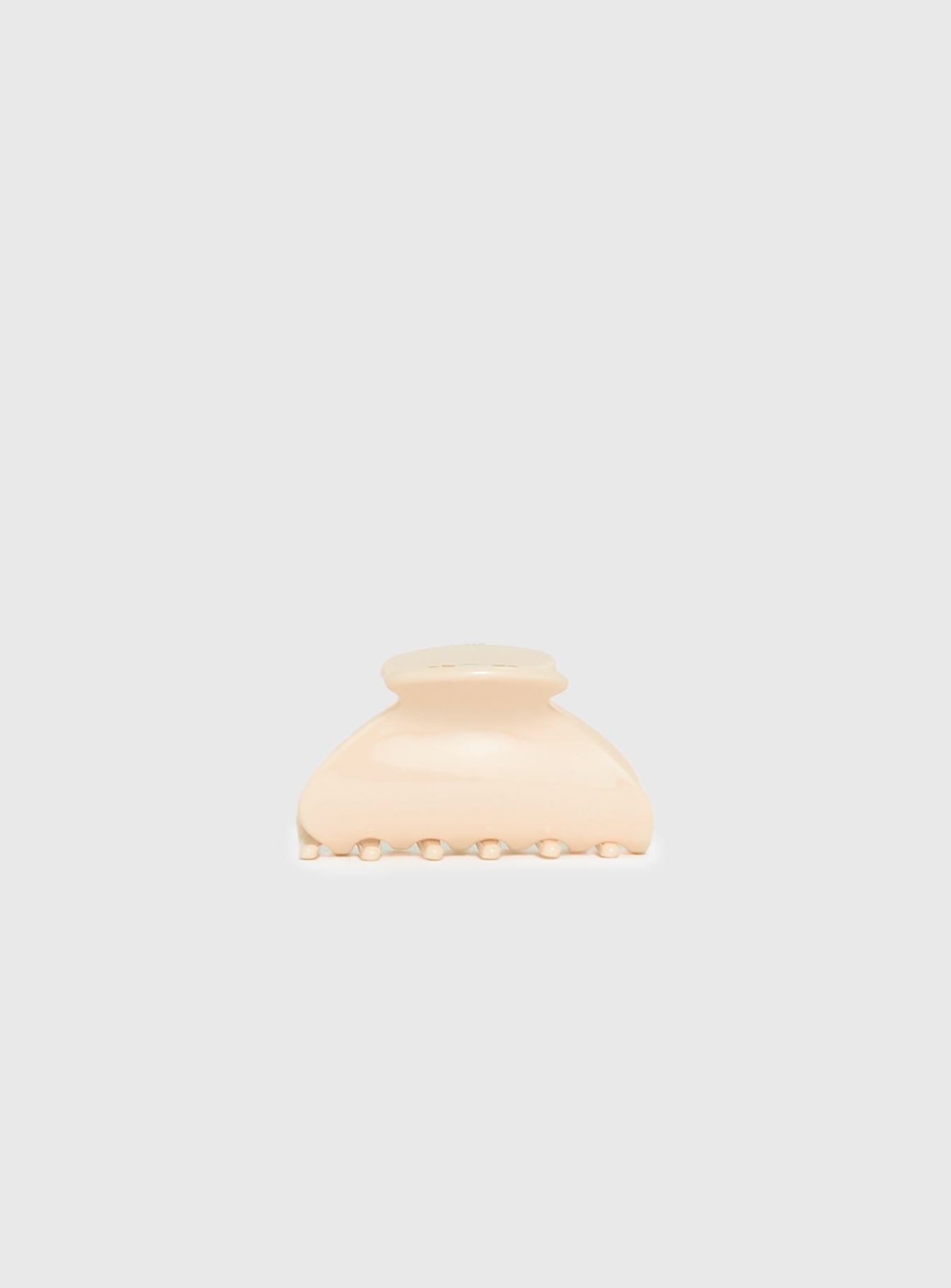 Alternative view of Charls Claw Clip Beige