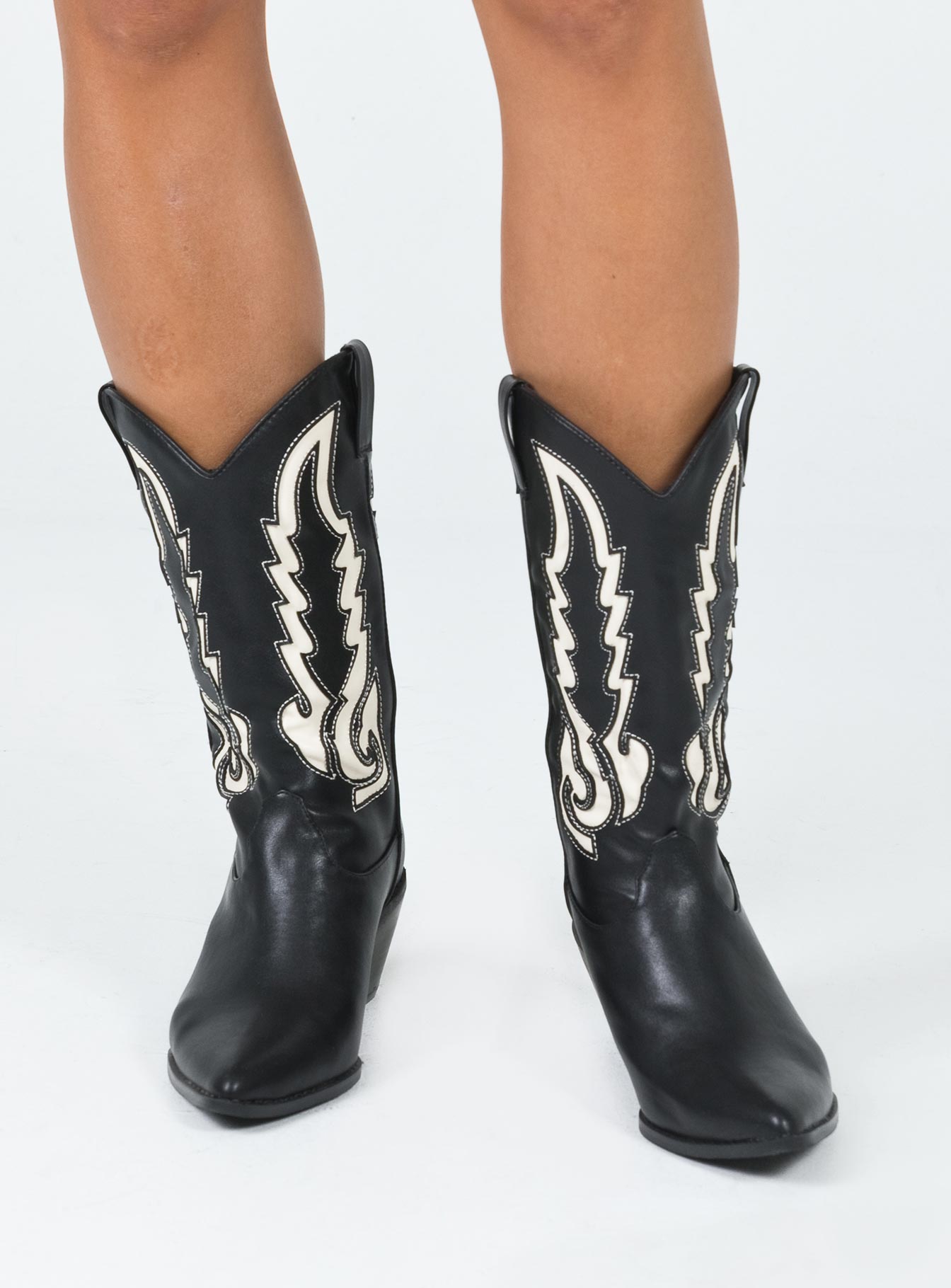 Alternative view of Billini Norva Boots Black / Bone
