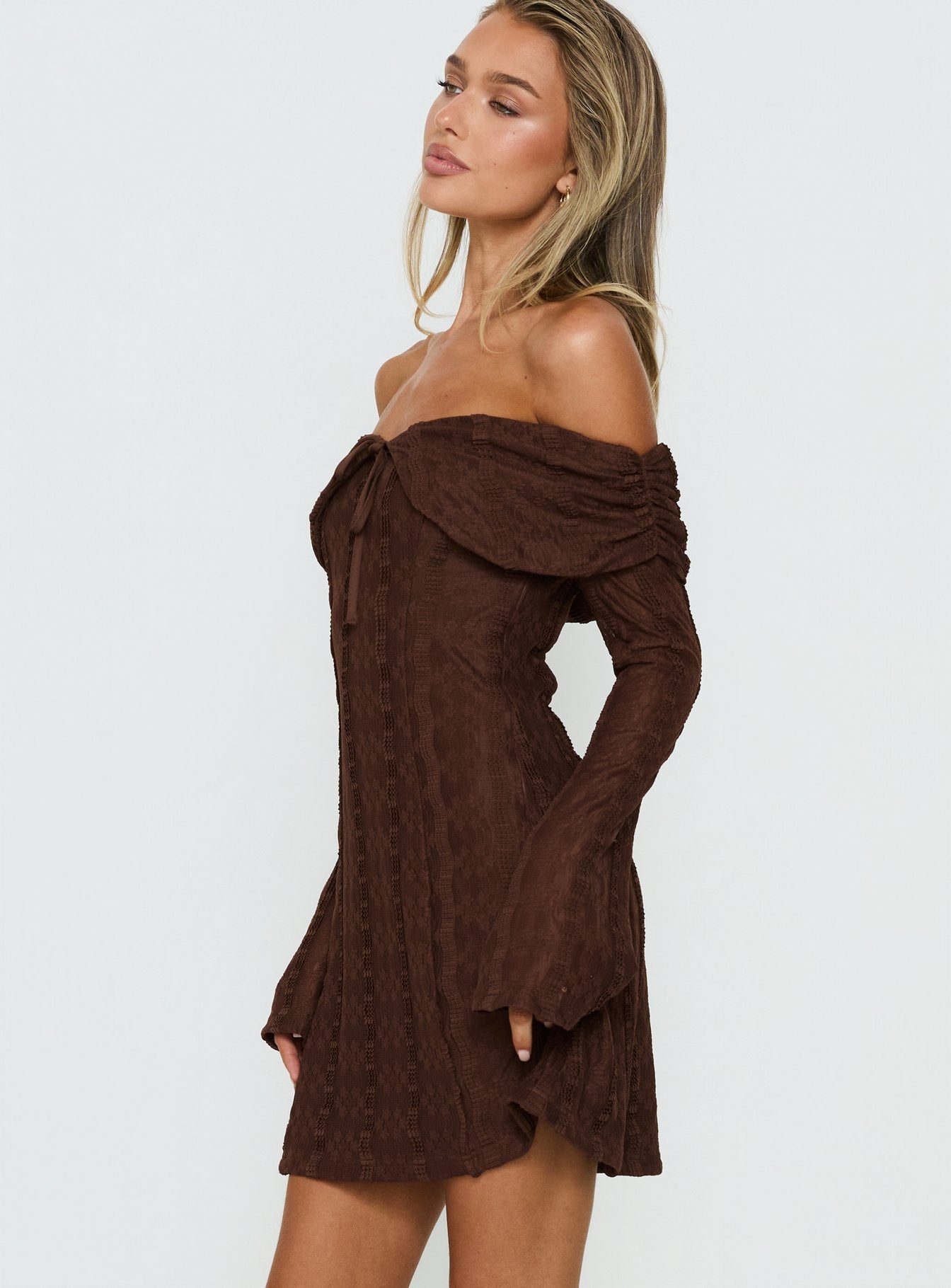 Colettie Long Sleeve Mini Dress Chocolate - Image 3