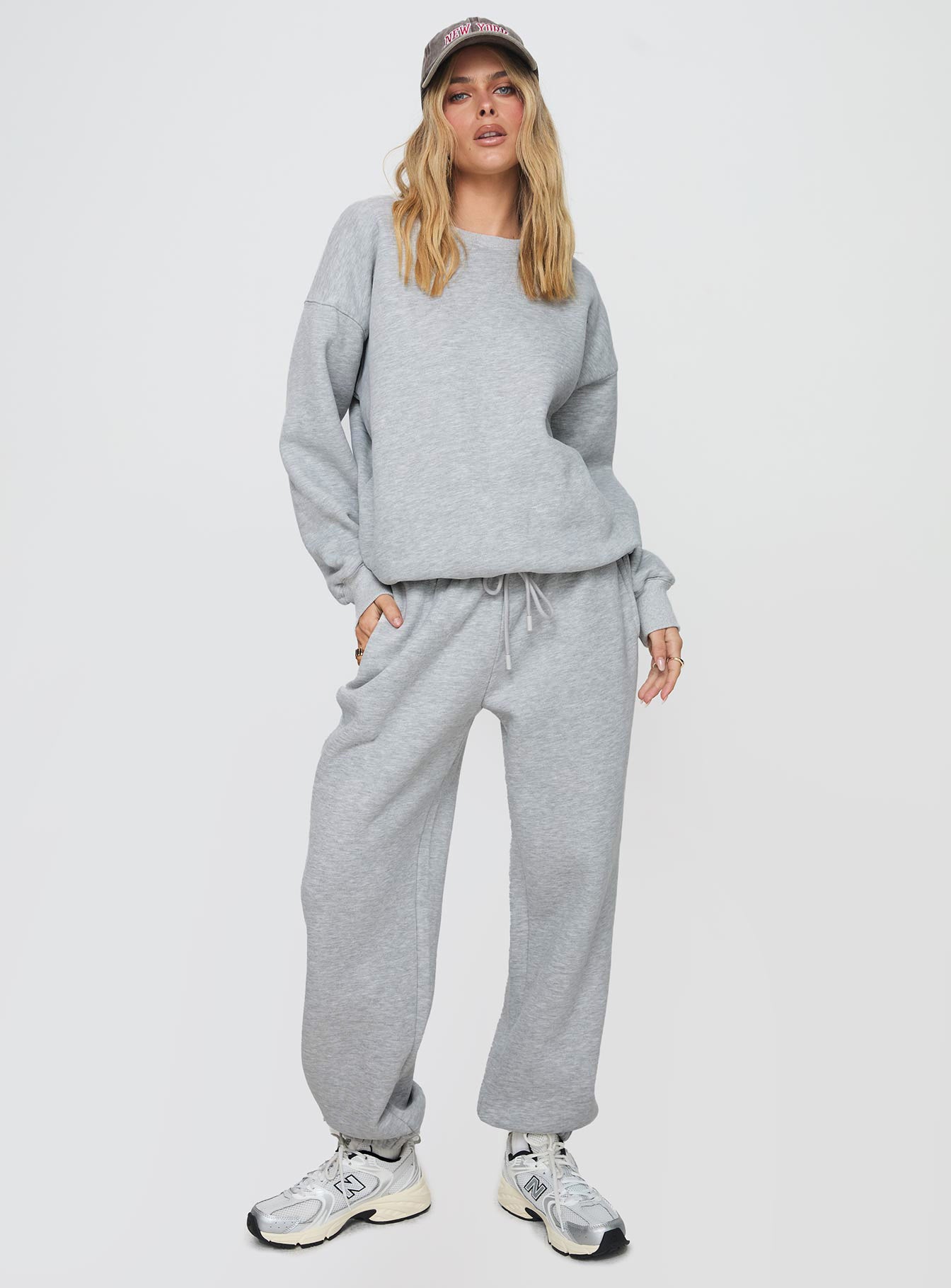 Dream Fleece Classic Crewneck Sweatshirt Grey Marle - Image 3
