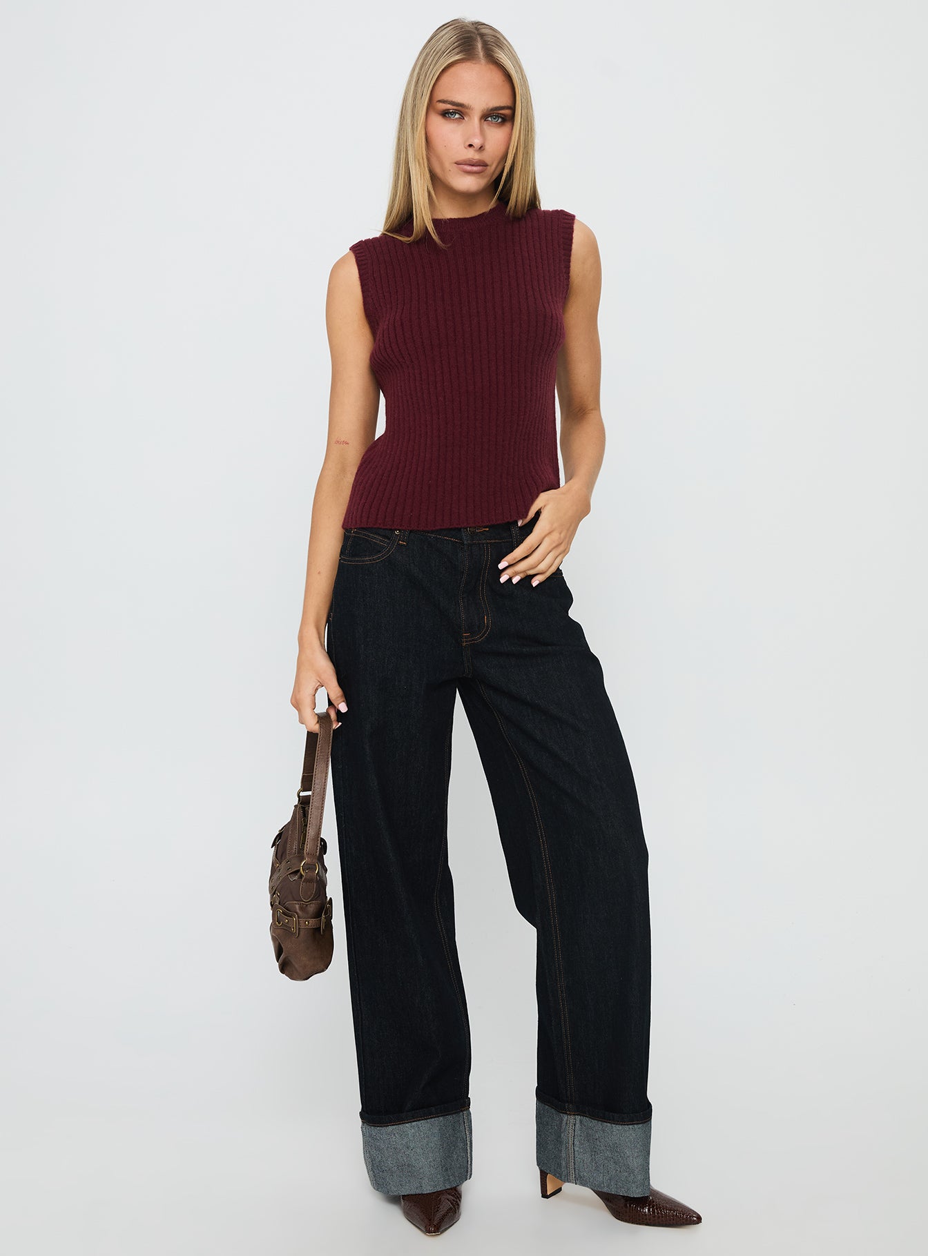 Alternative view of Jessabell Rib Sleeveless Top Wine