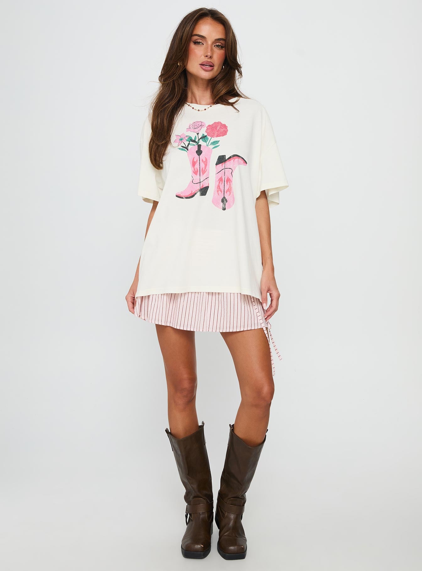 Alternative view of Lassie Girl Oversized Graphic Top Cream