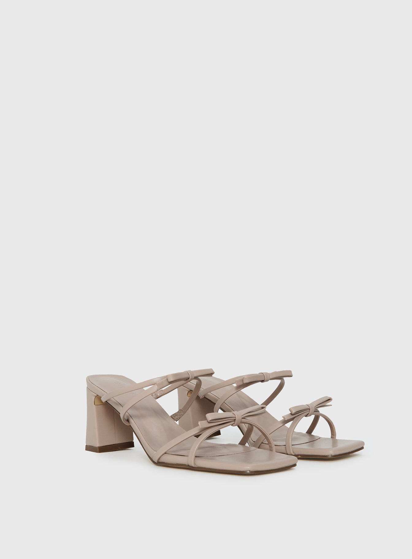 Alternative view of Billini Ilkie Heels Nude