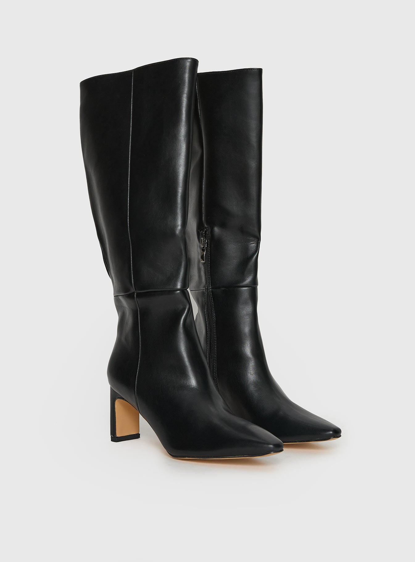 Alternative view of Colton Boots Black